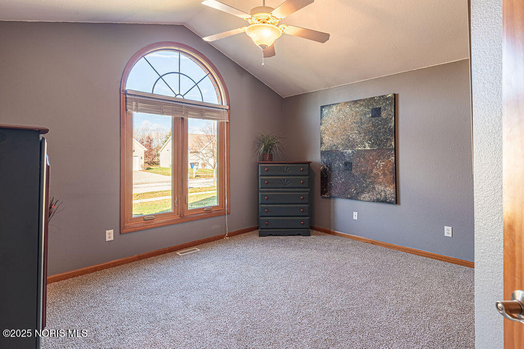 1566 N Redhawk Drive