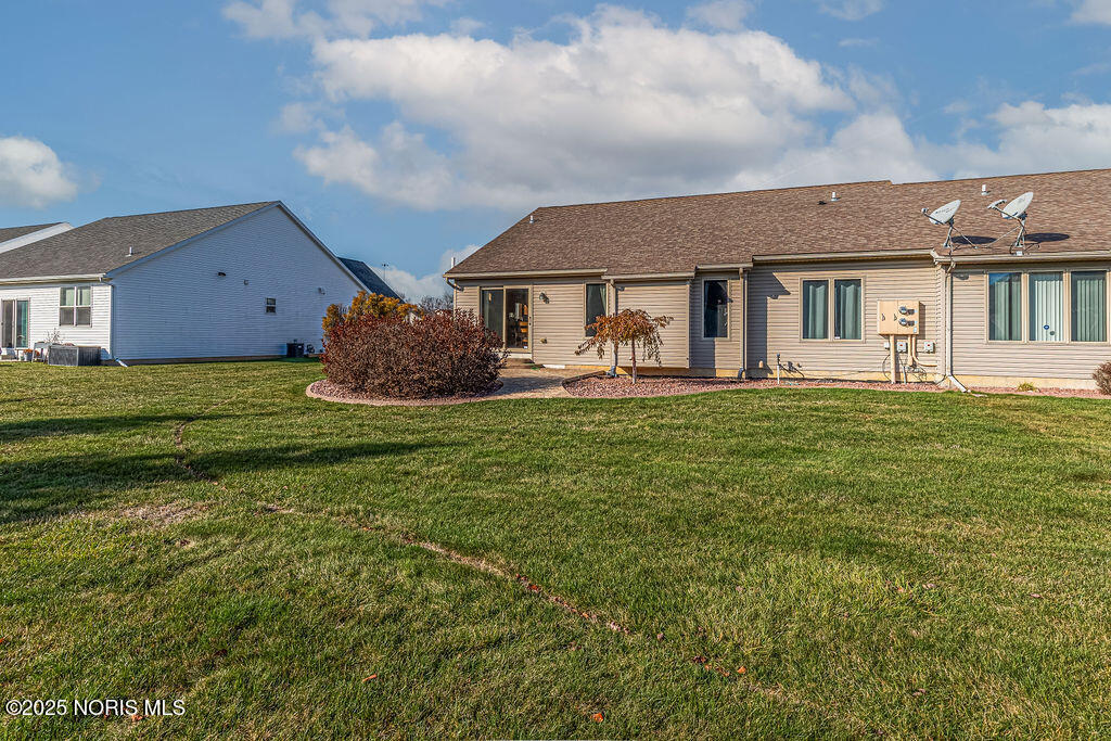 1566 N Redhawk Drive