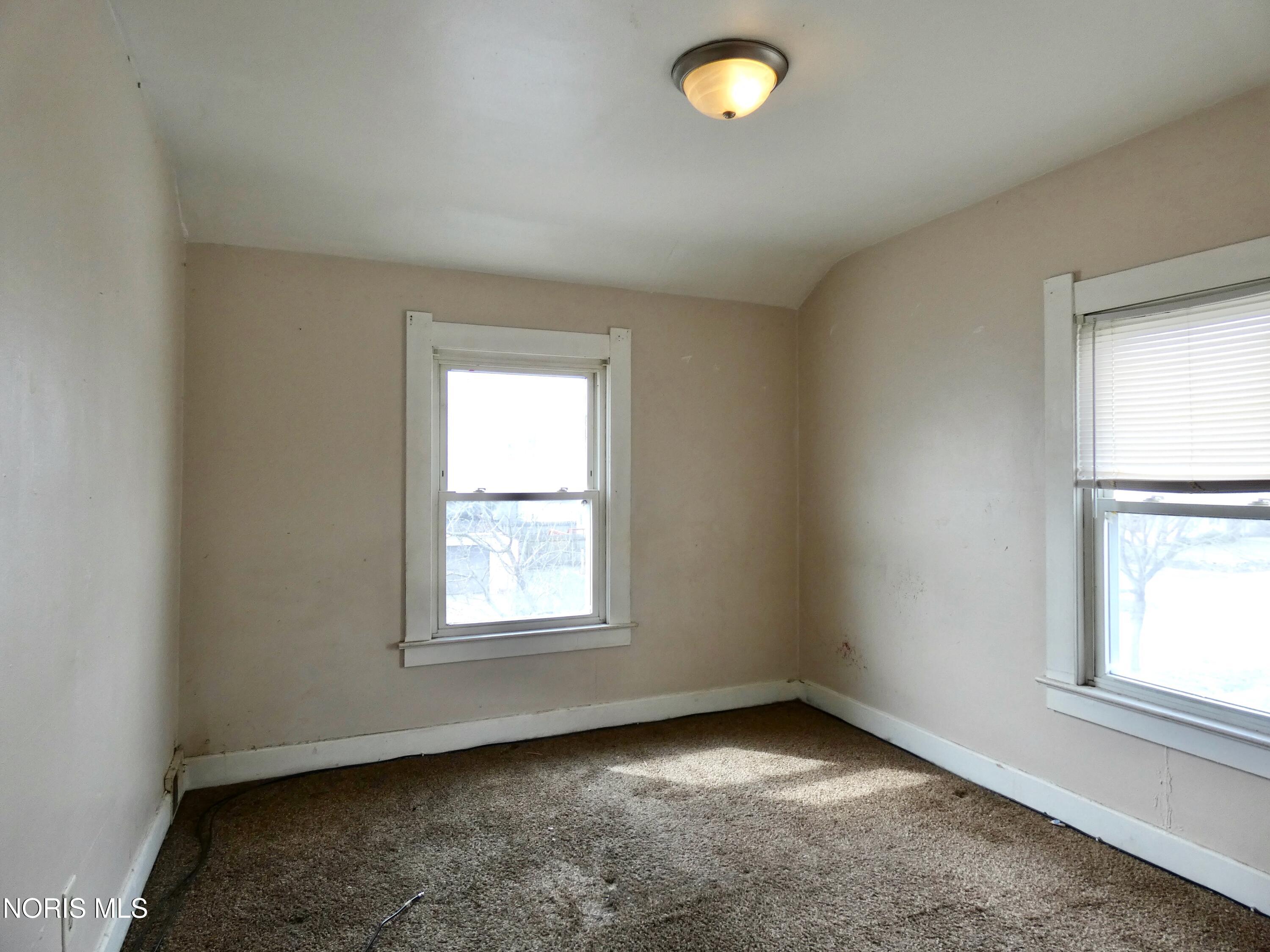 1546 Gould Road