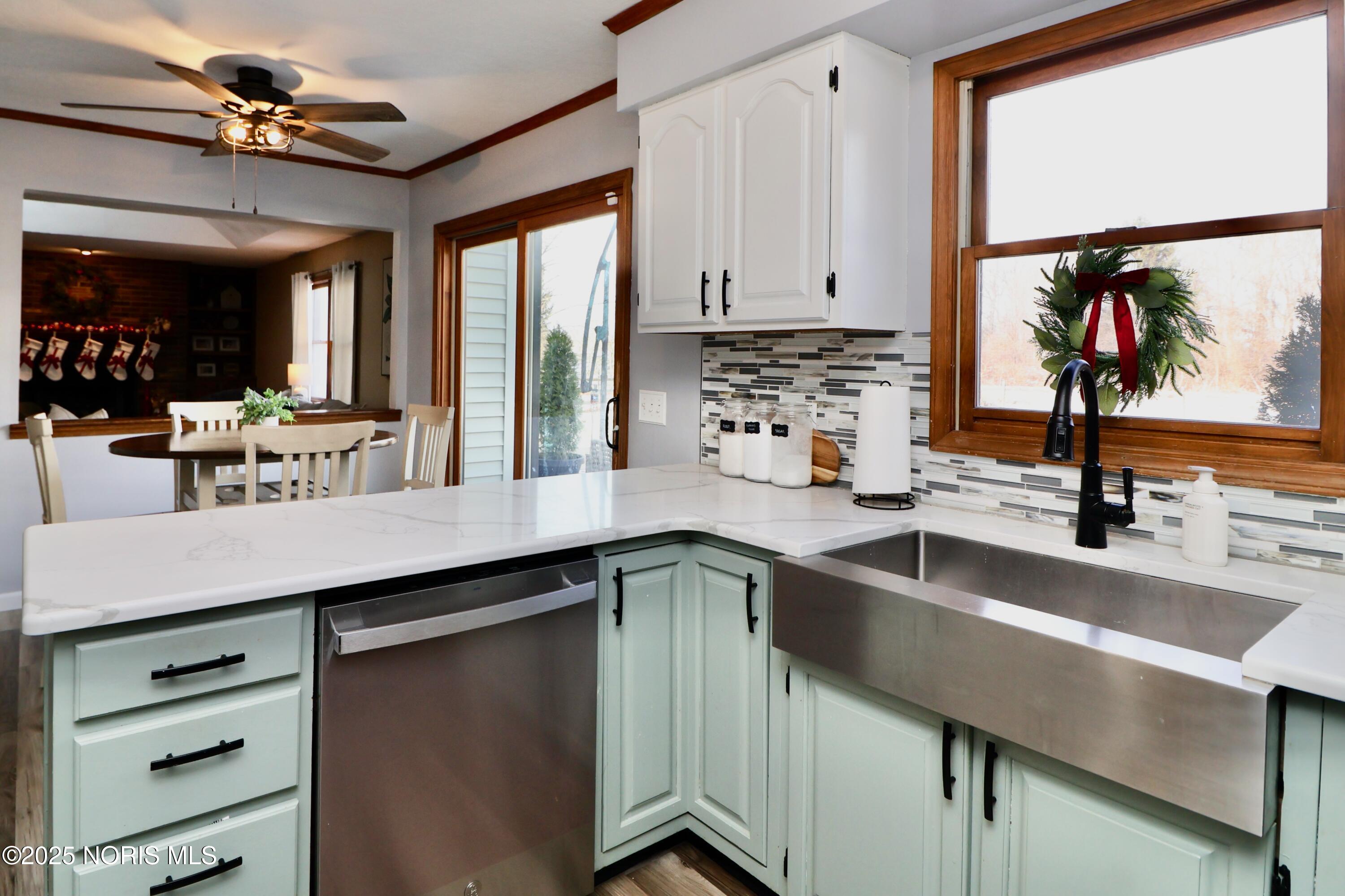 7070 Country Creek Road