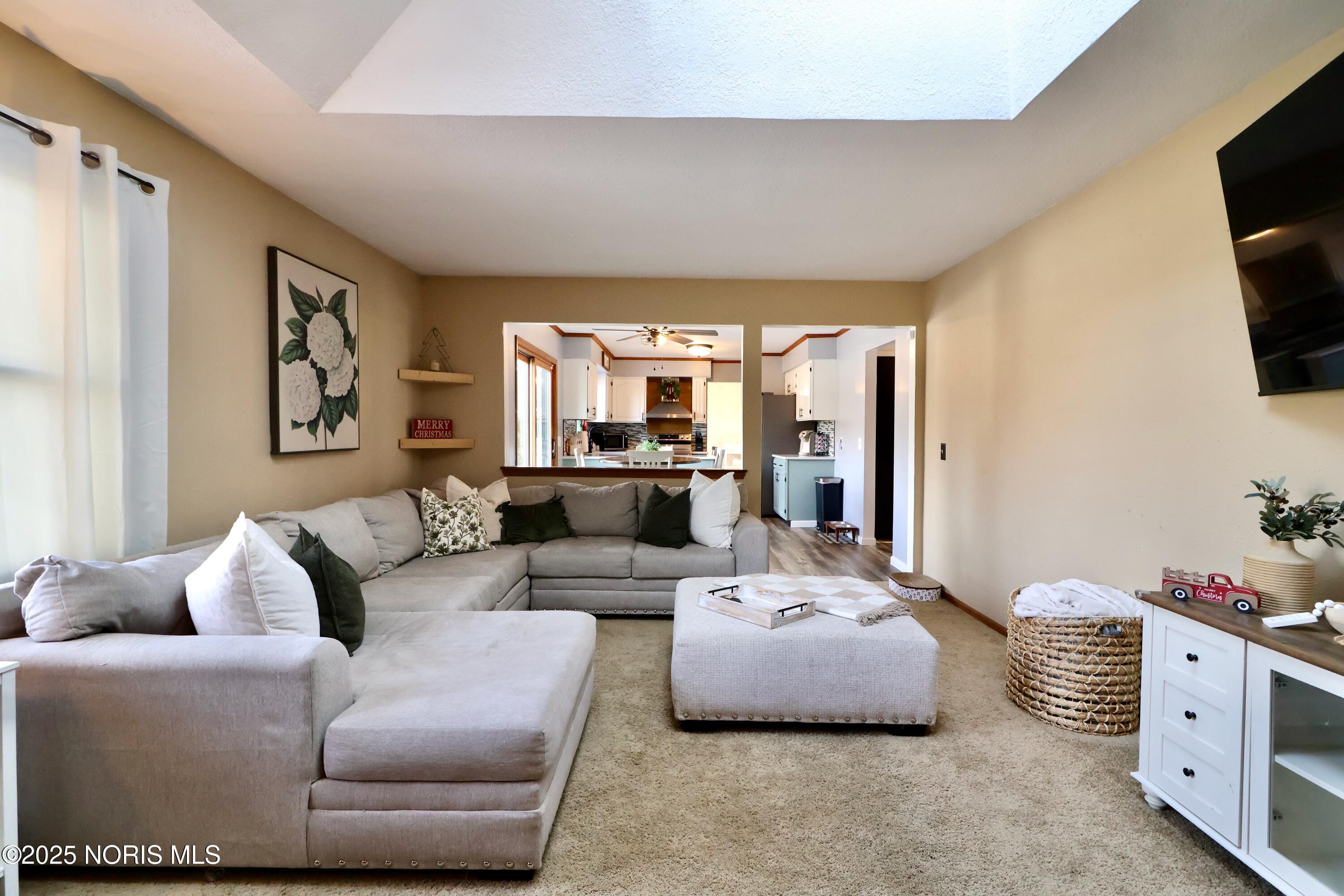 7070 Country Creek Road