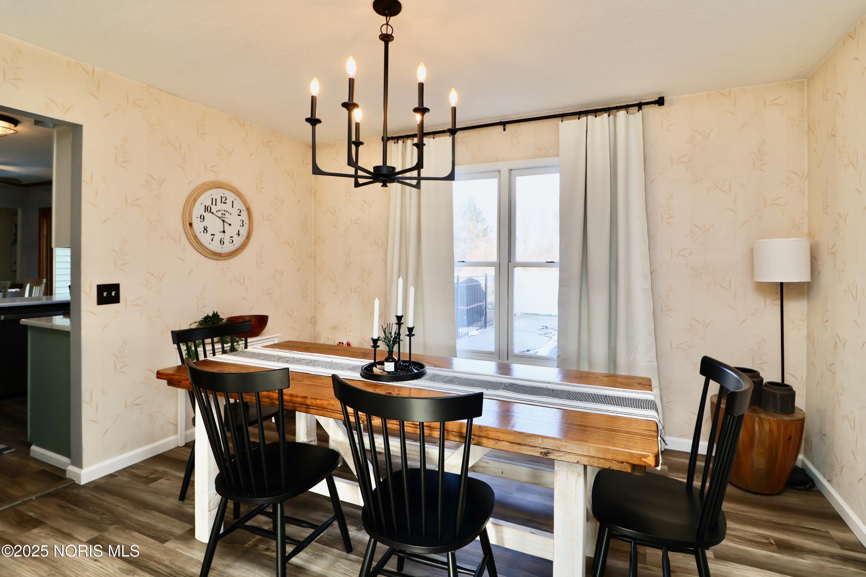 7070 Country Creek Road