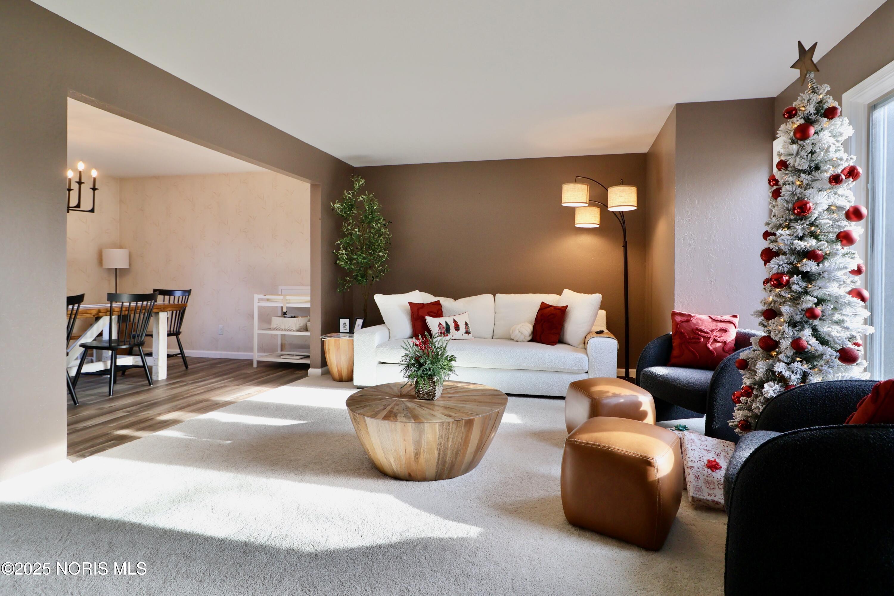 7070 Country Creek Road