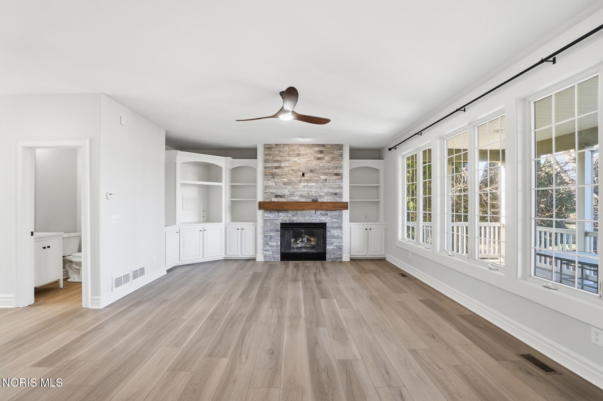 2906 Back Bay Drive