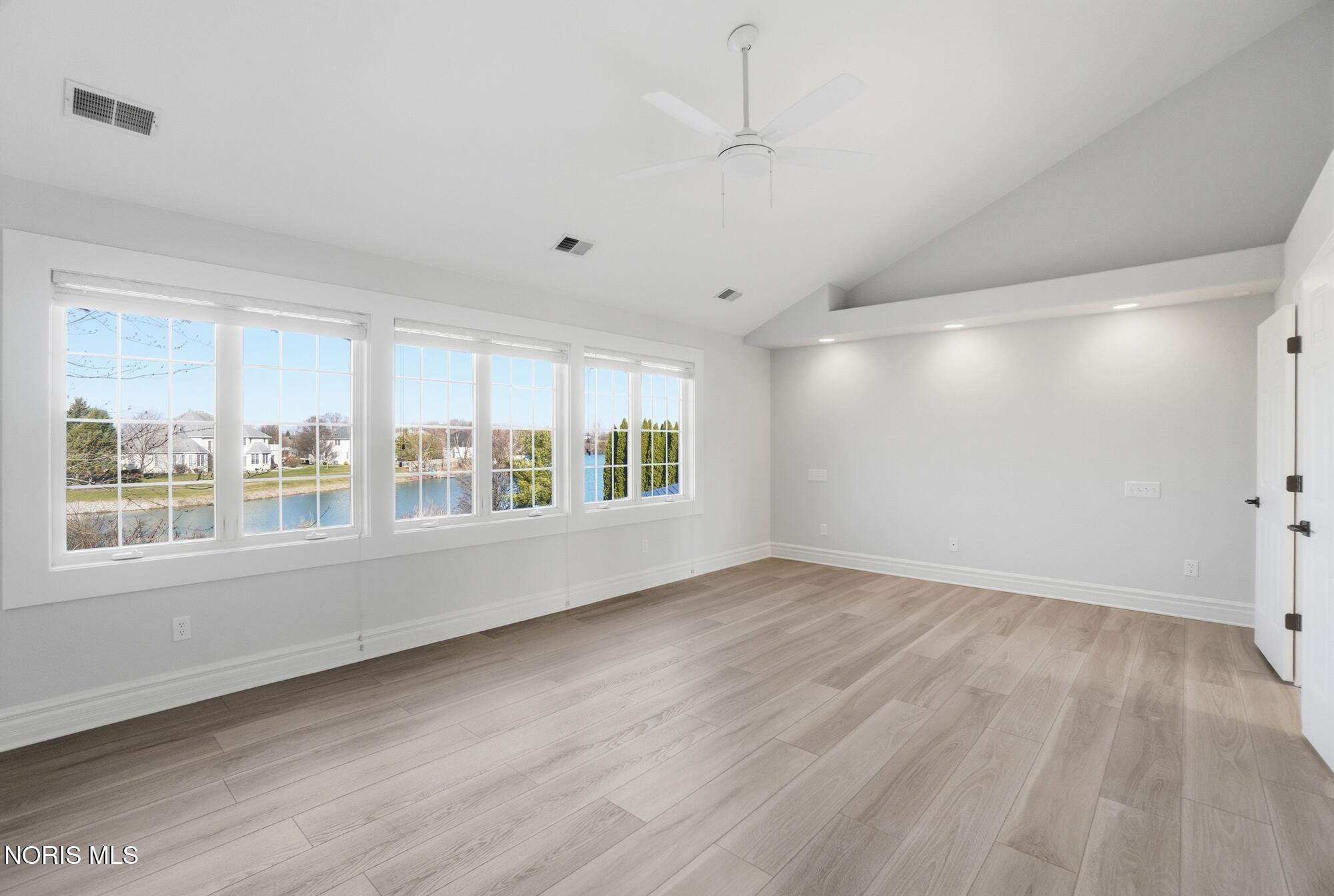 2906 Back Bay Drive
