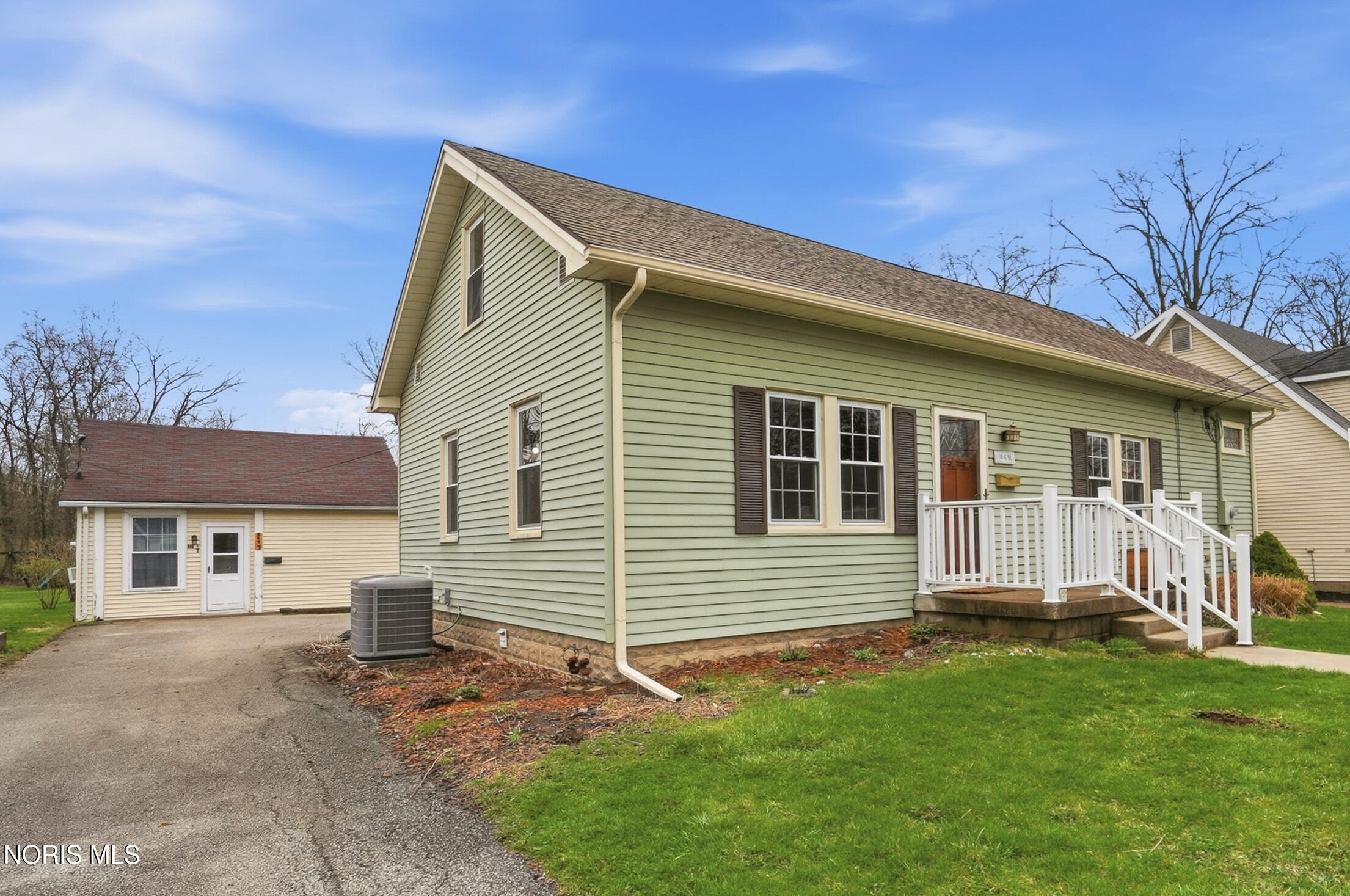 859 Walnut Street