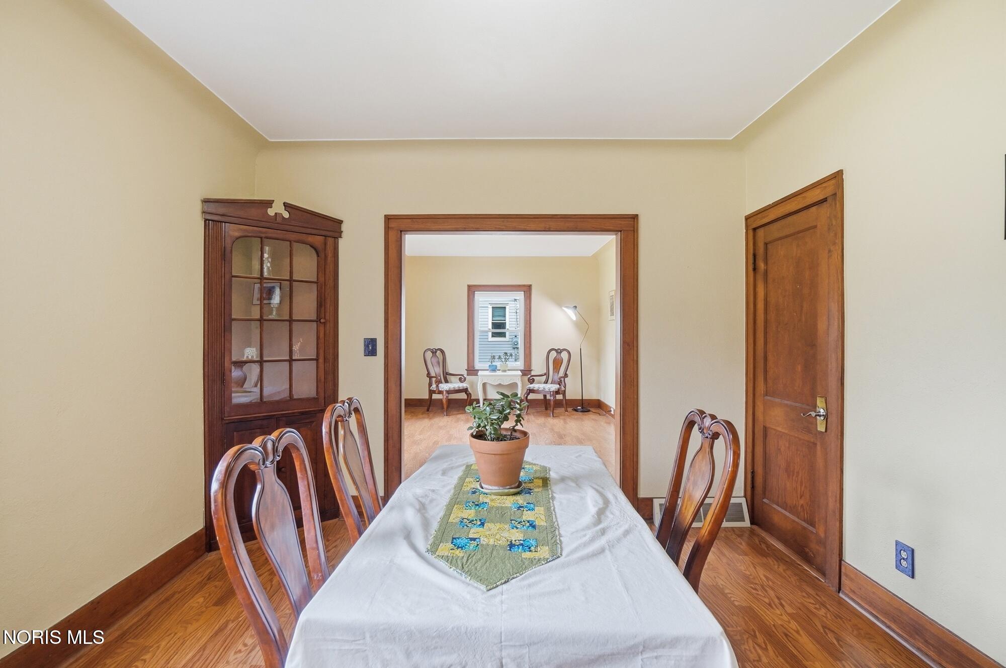 859 Walnut Street
