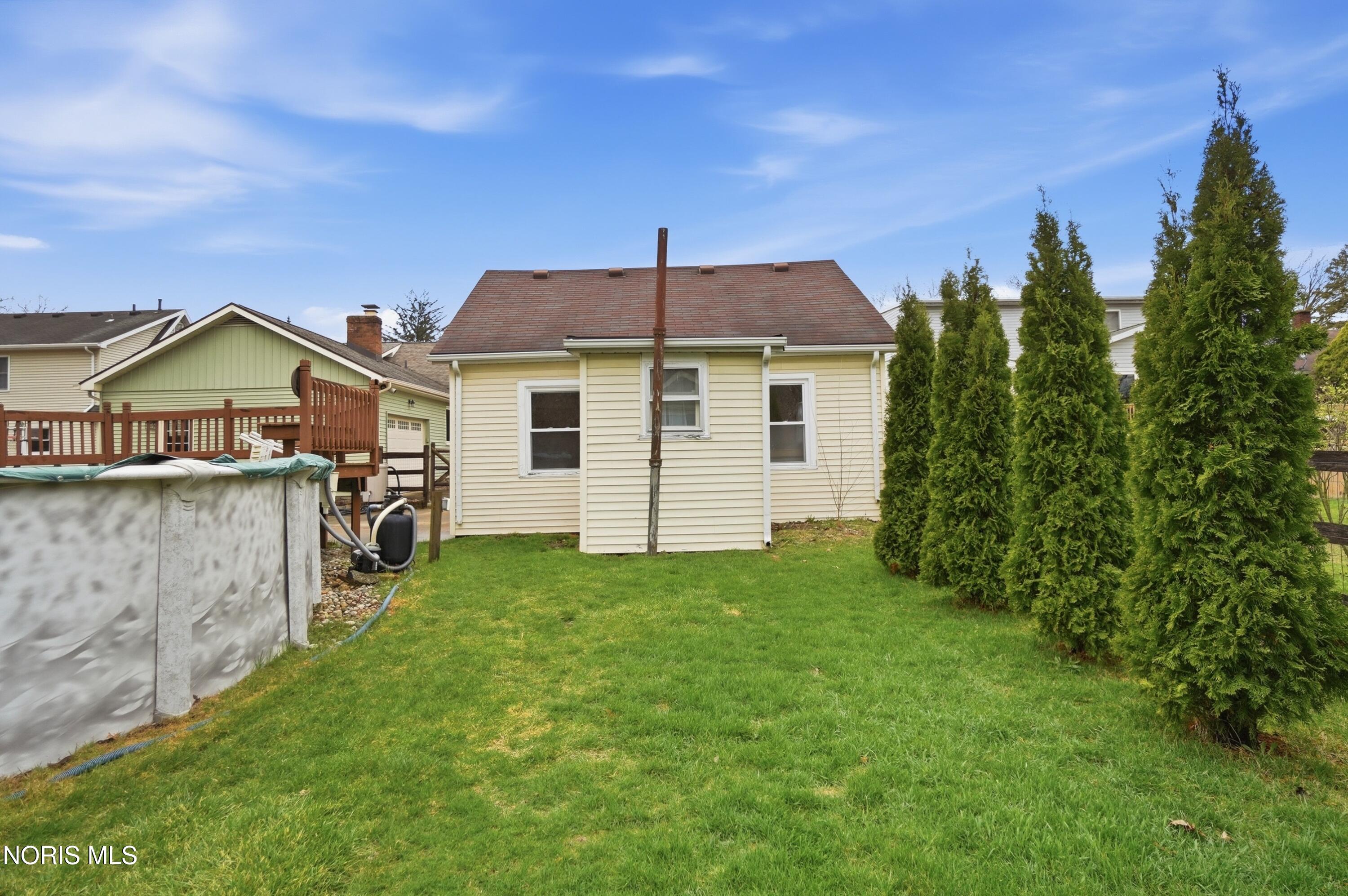 859 Walnut Street