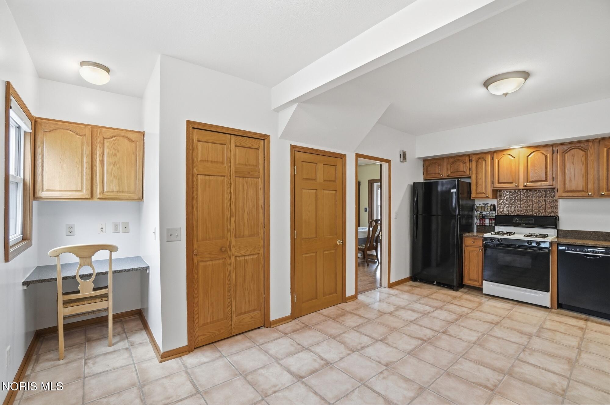 859 Walnut Street