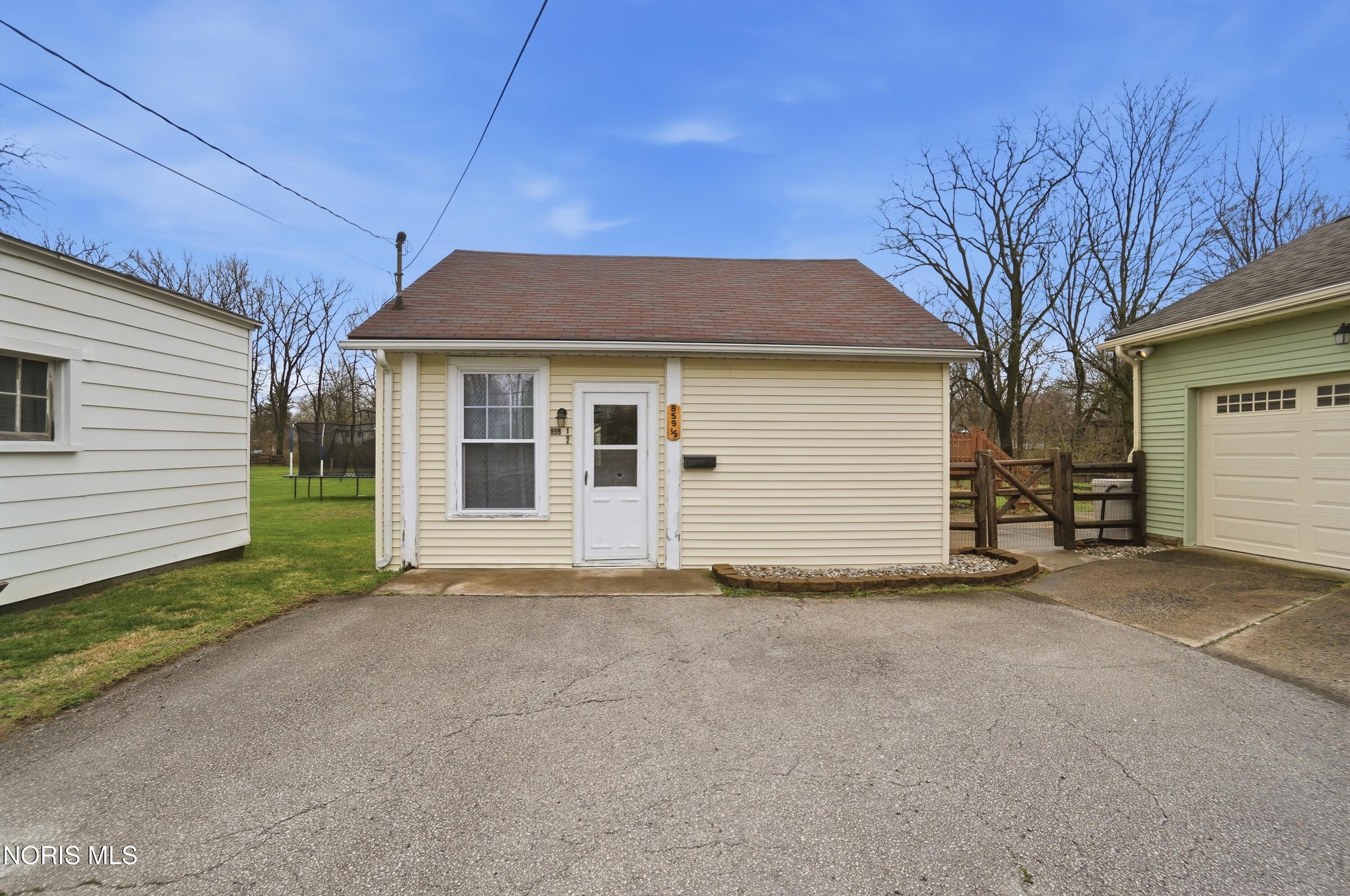 859 Walnut Street