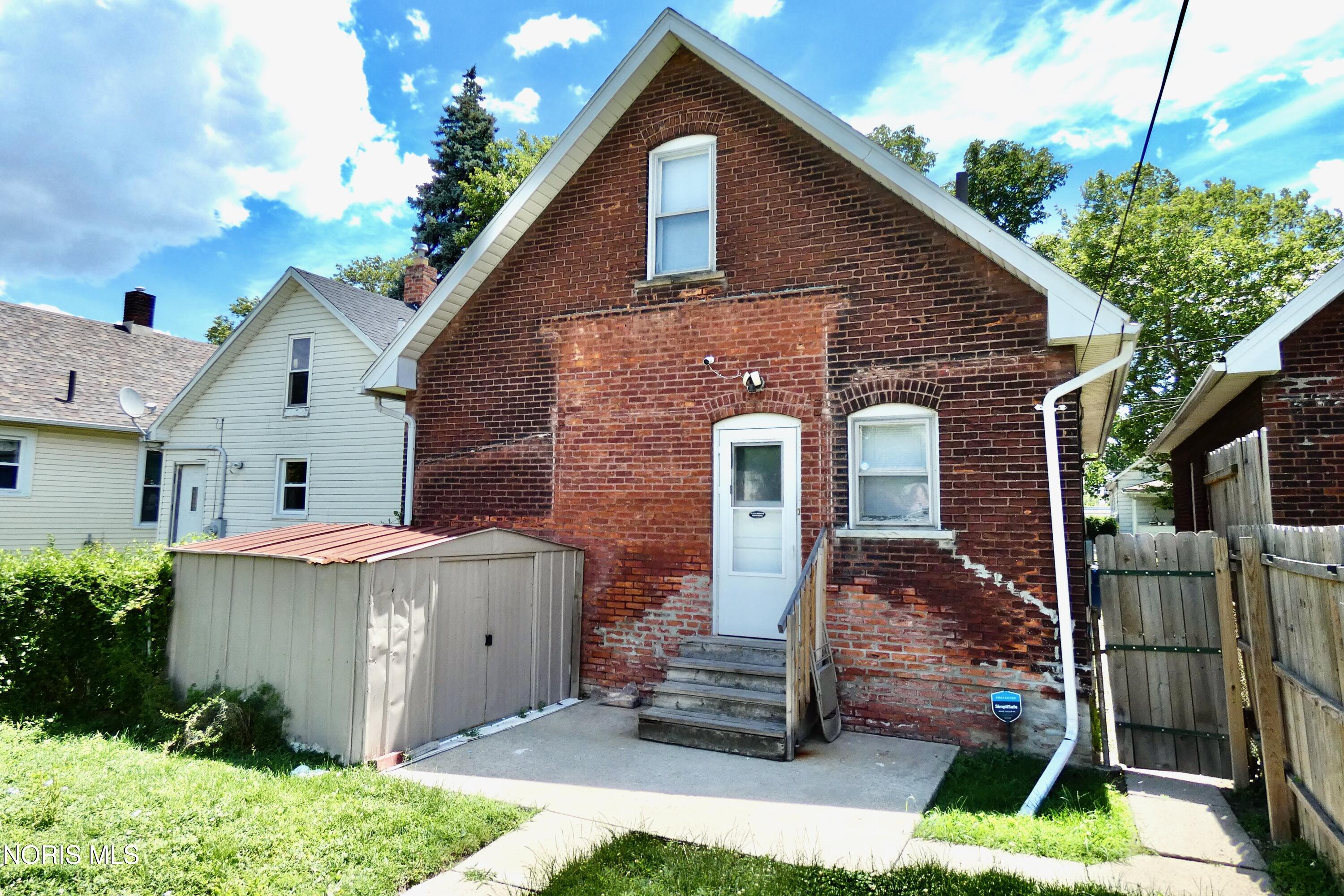 2013 Caledonia Street