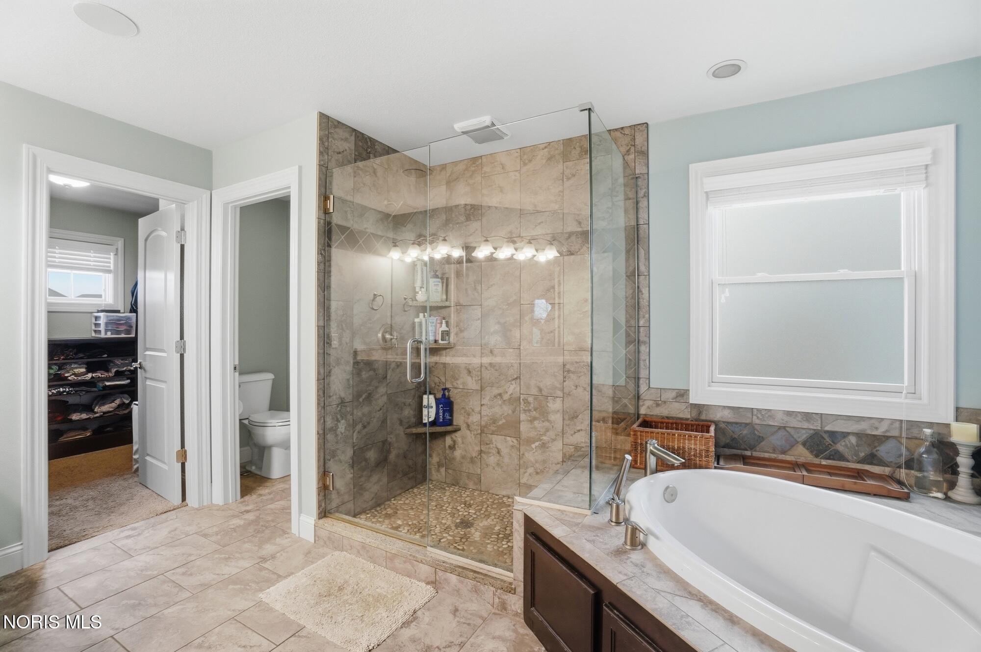 14677 Lake Meadows Drive