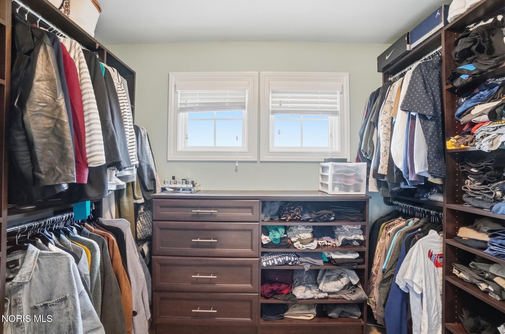 14677 Lake Meadows Drive