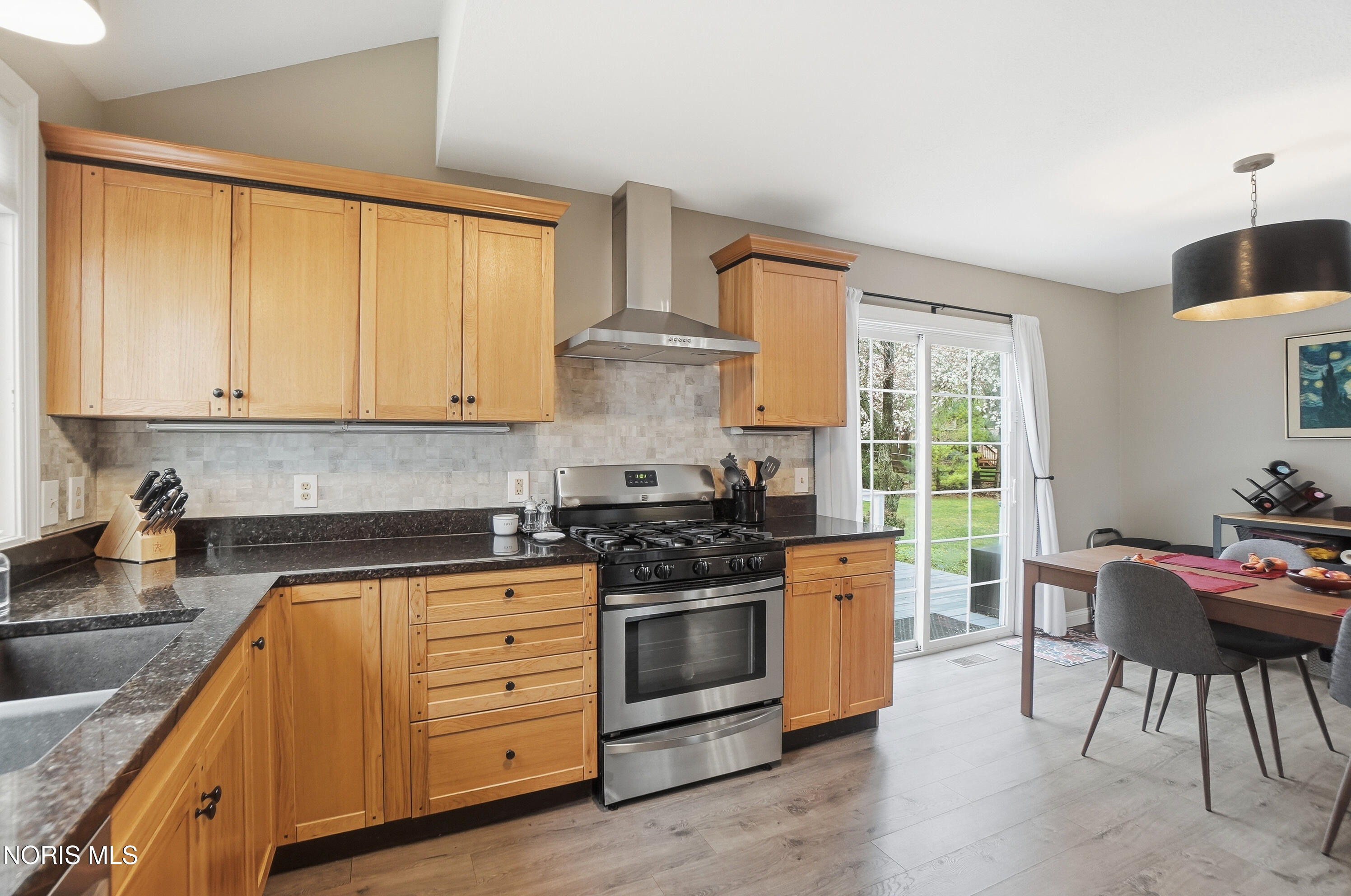 6922 Ramblehurst Road