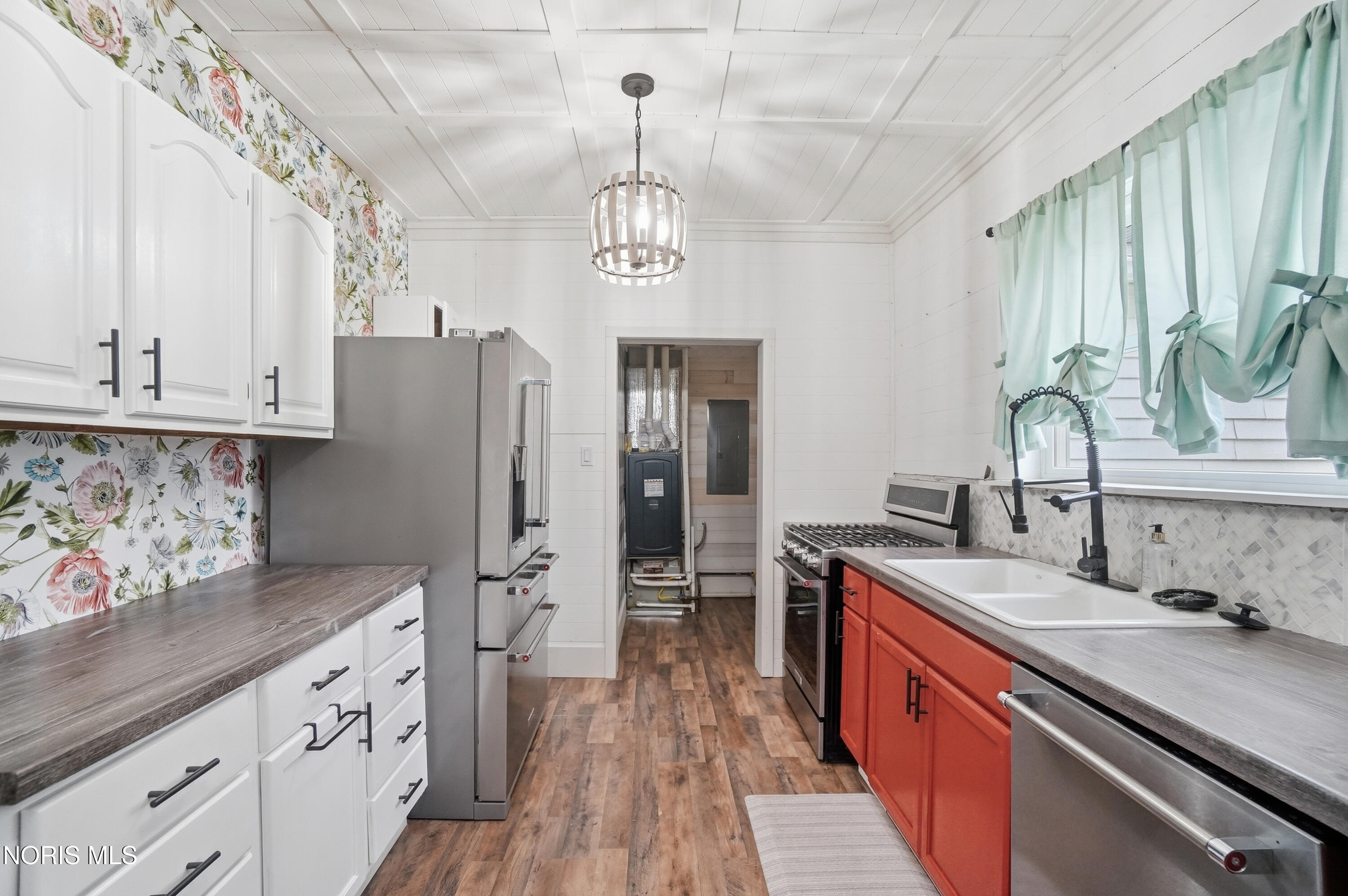 1487 Caldwell Road