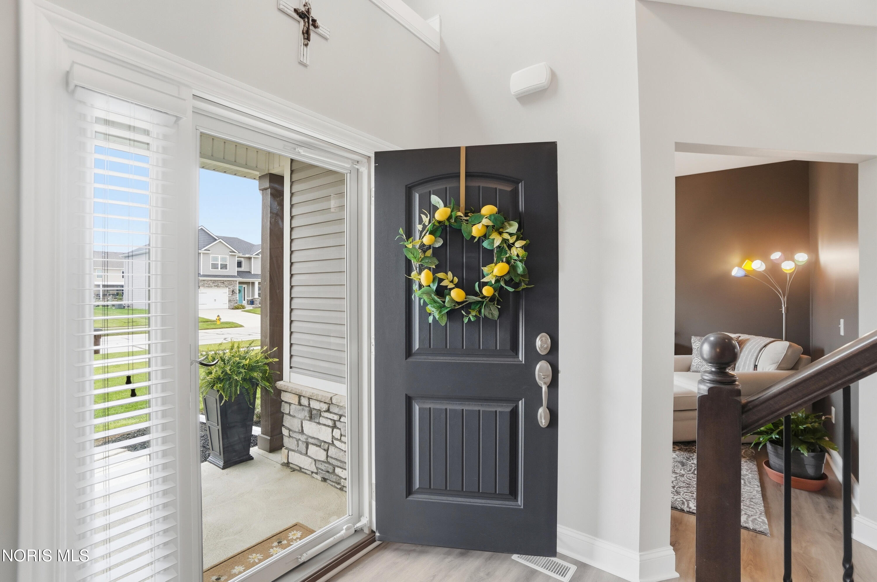 9751 Coopers Hawk Court