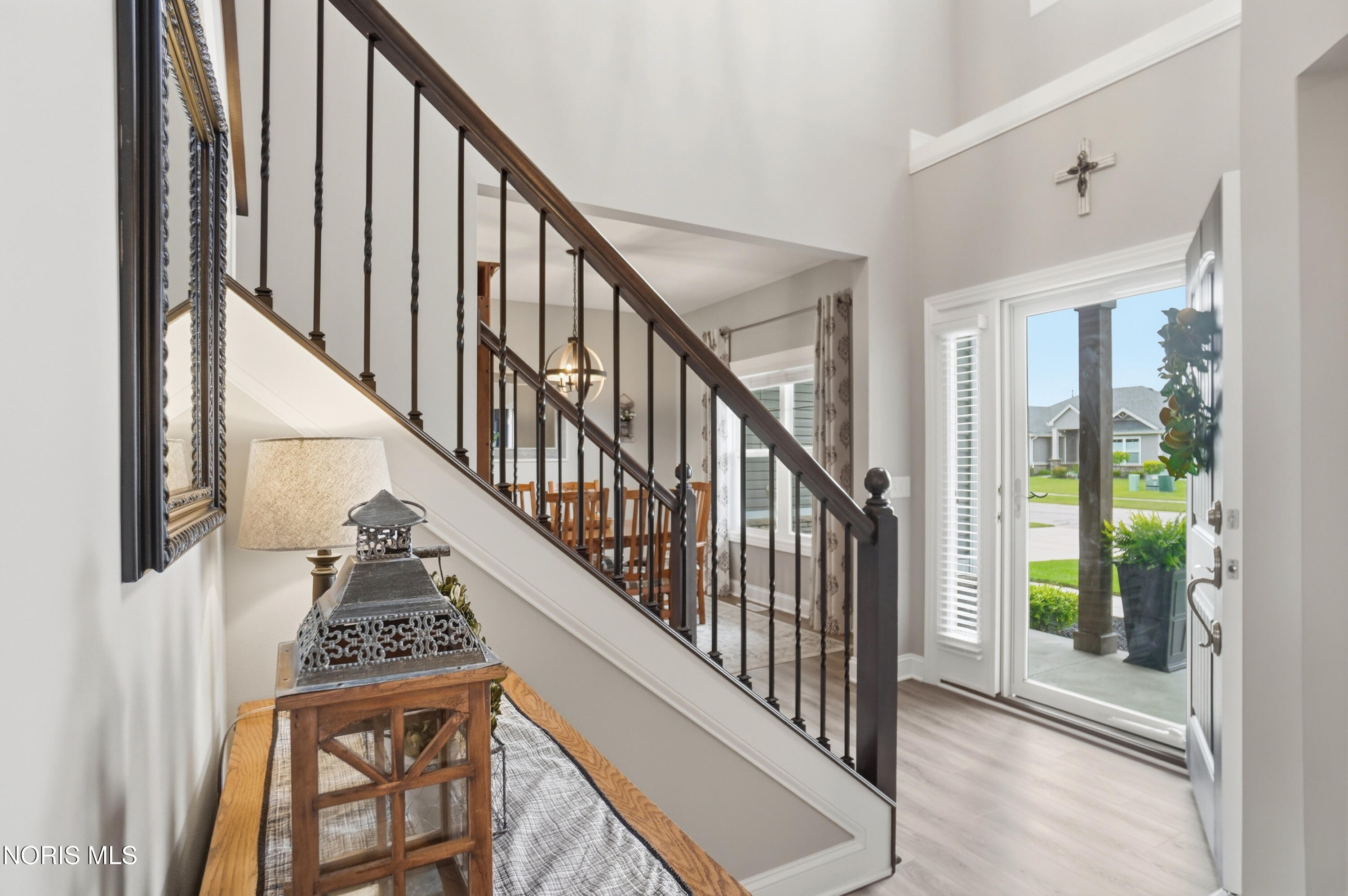9751 Coopers Hawk Court