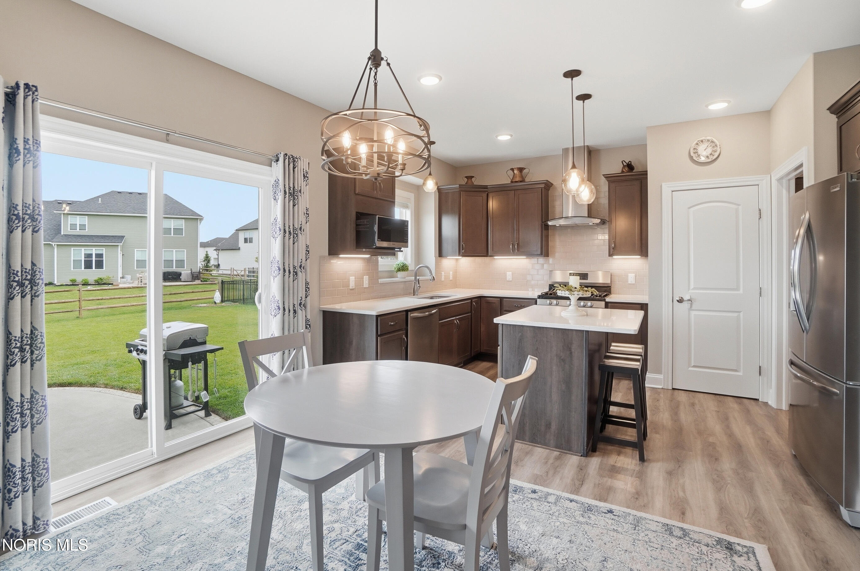 9751 Coopers Hawk Court
