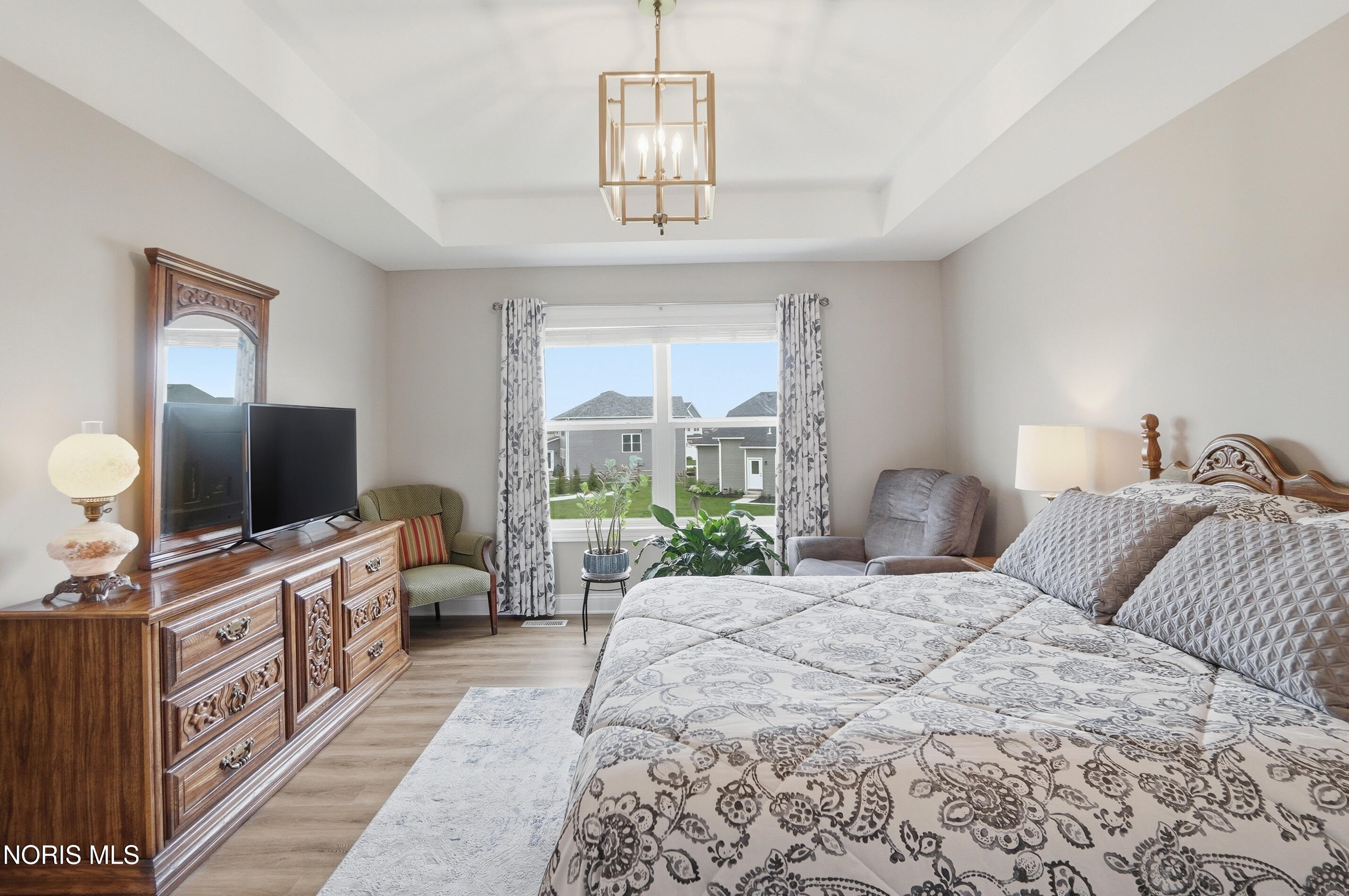 9751 Coopers Hawk Court