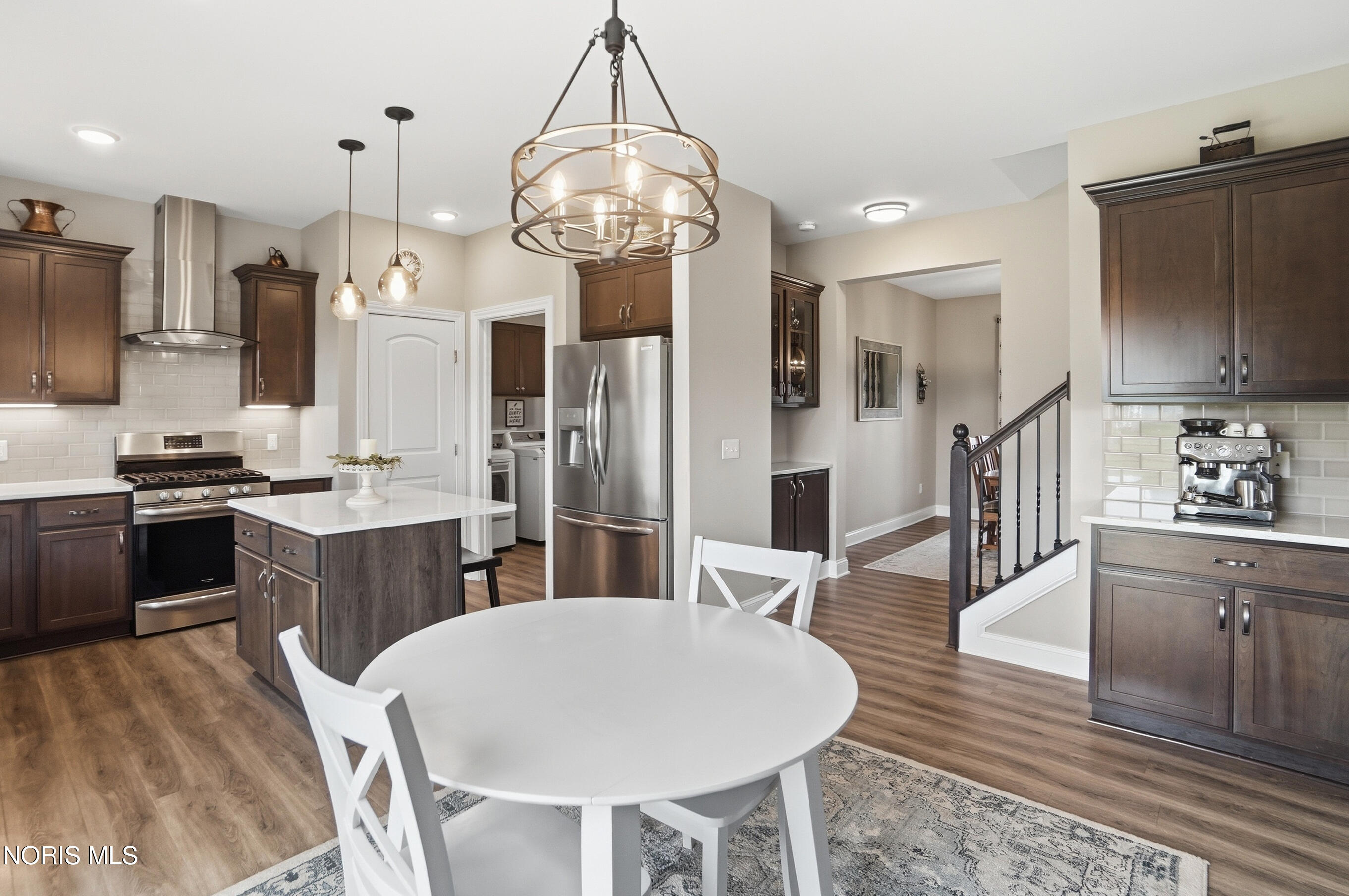 9751 Coopers Hawk Court