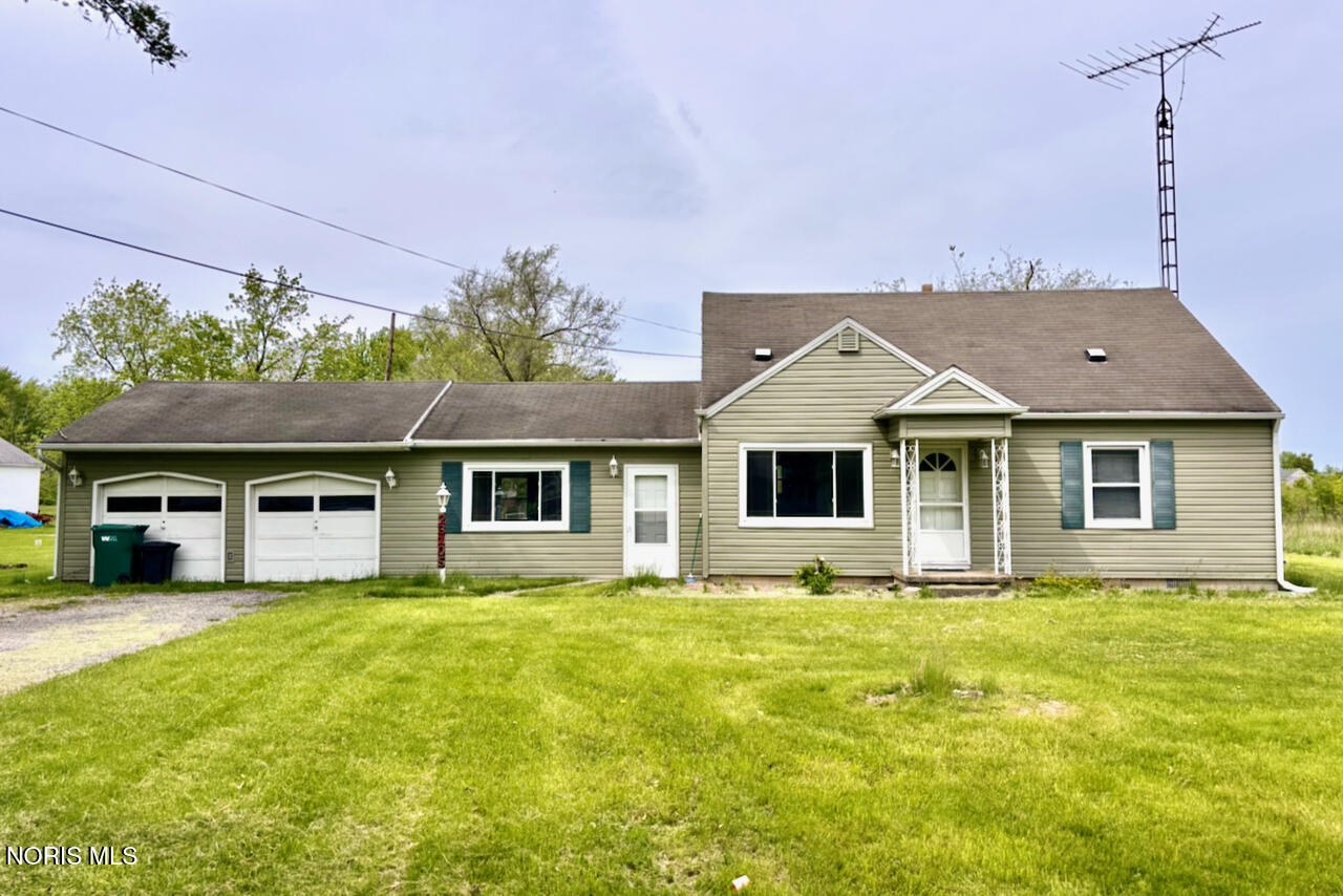 23105 W Edgefield Drive