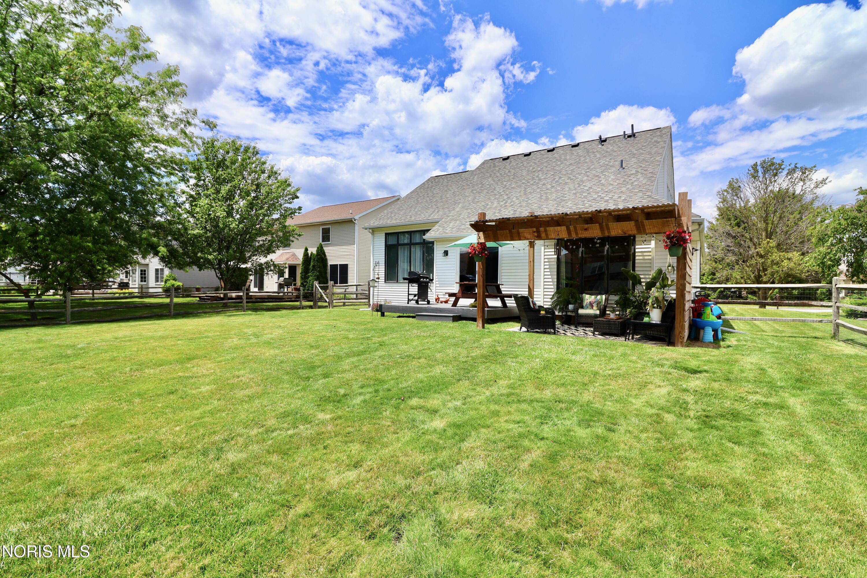 7155 E Lake Court
