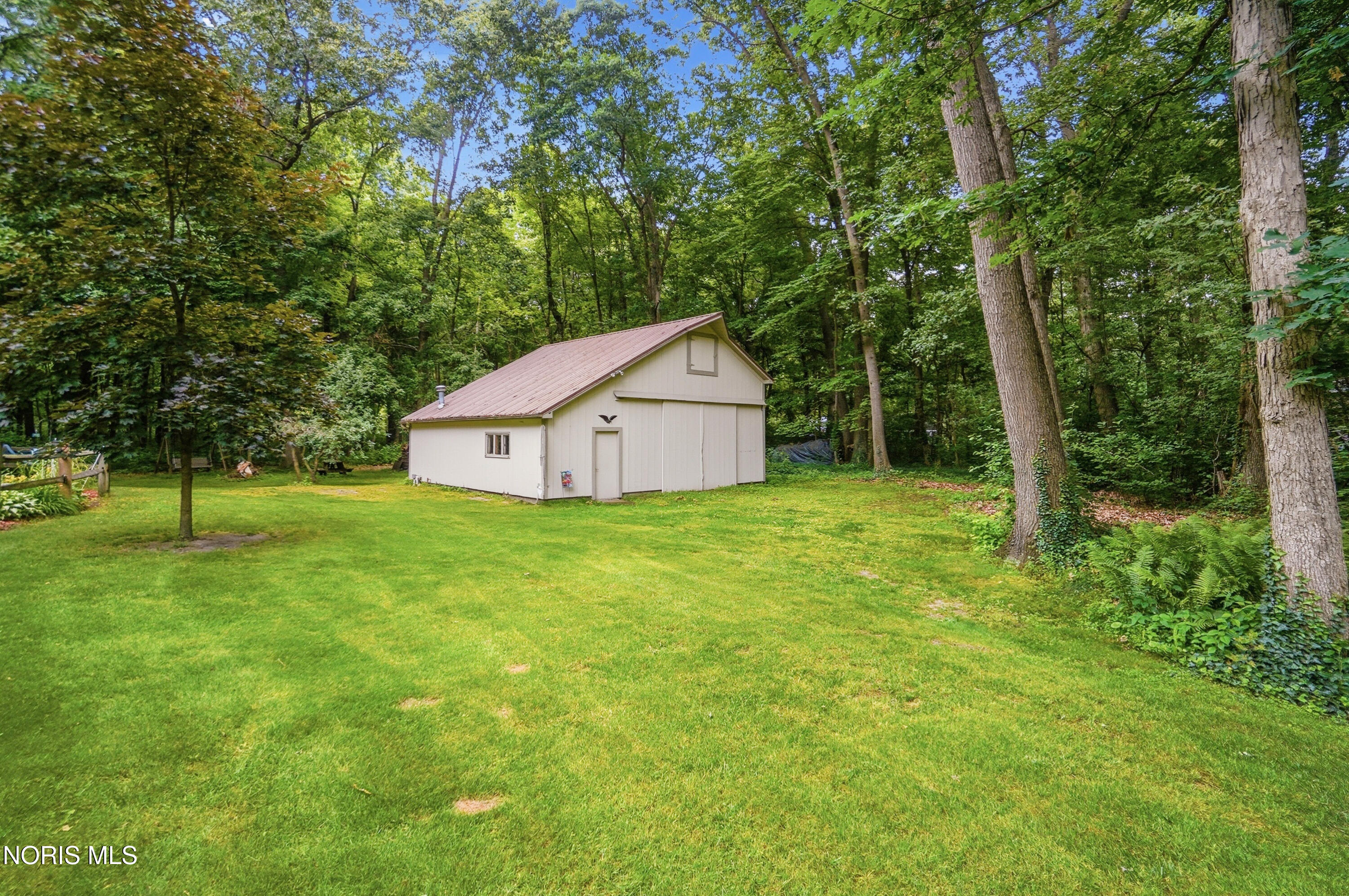 3855 La Plante Road