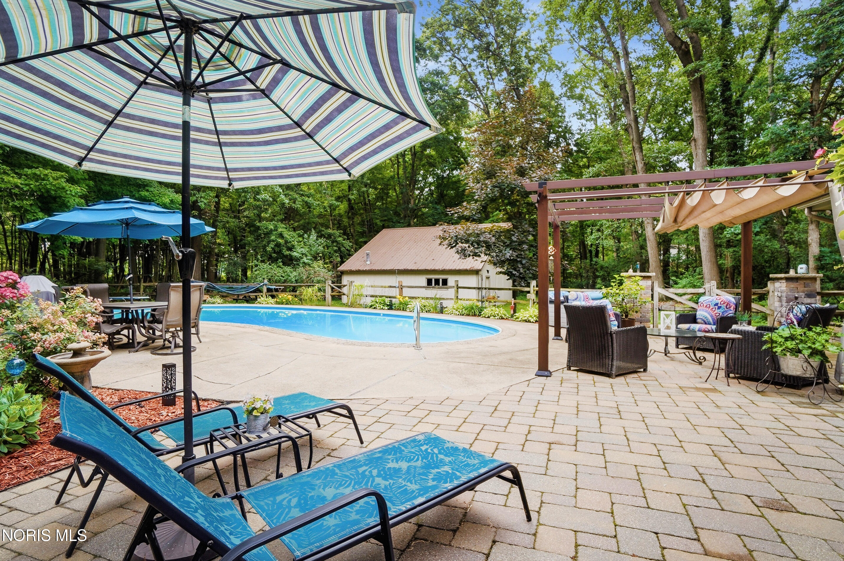 3855 La Plante Road