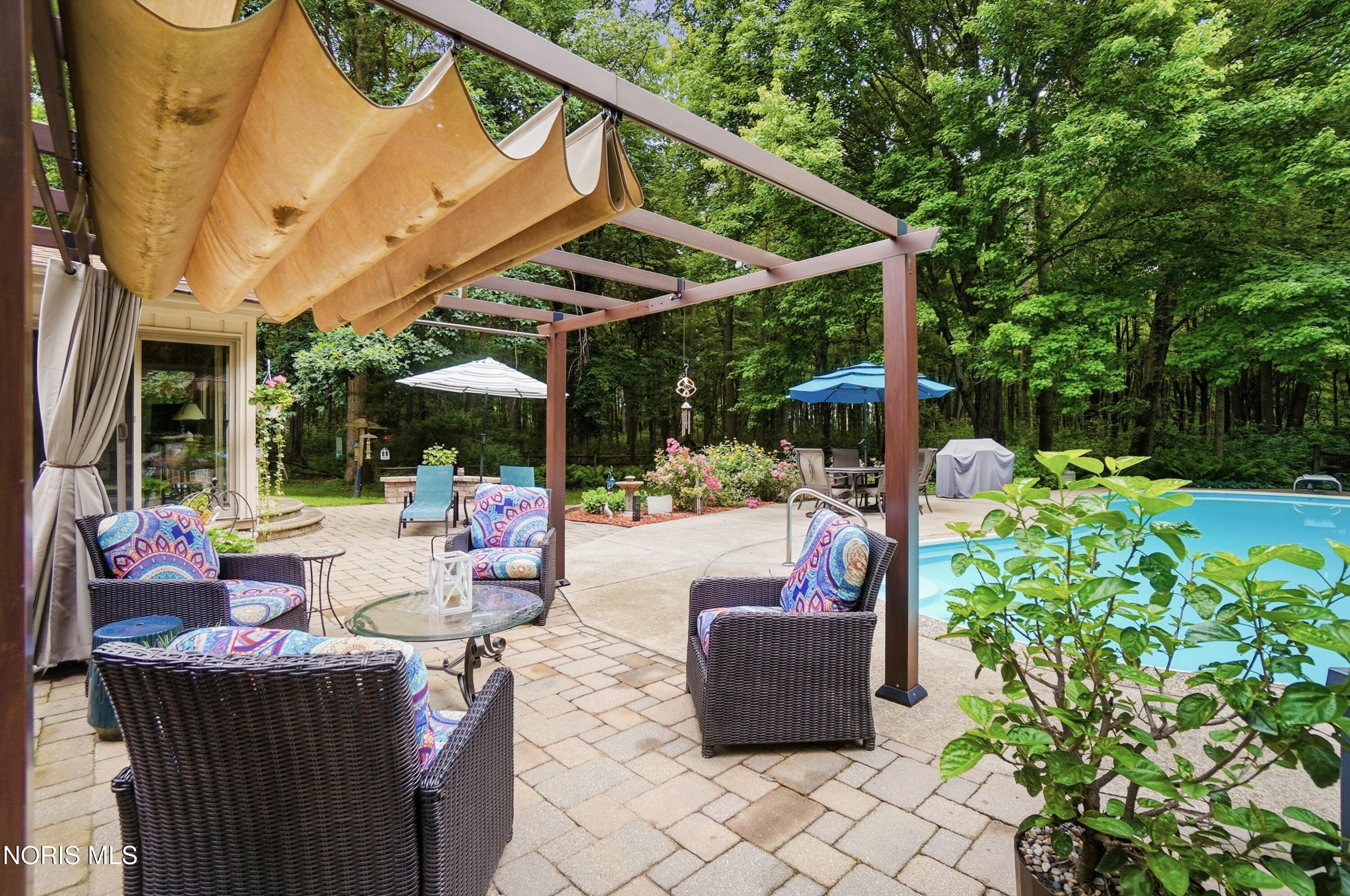 3855 La Plante Road