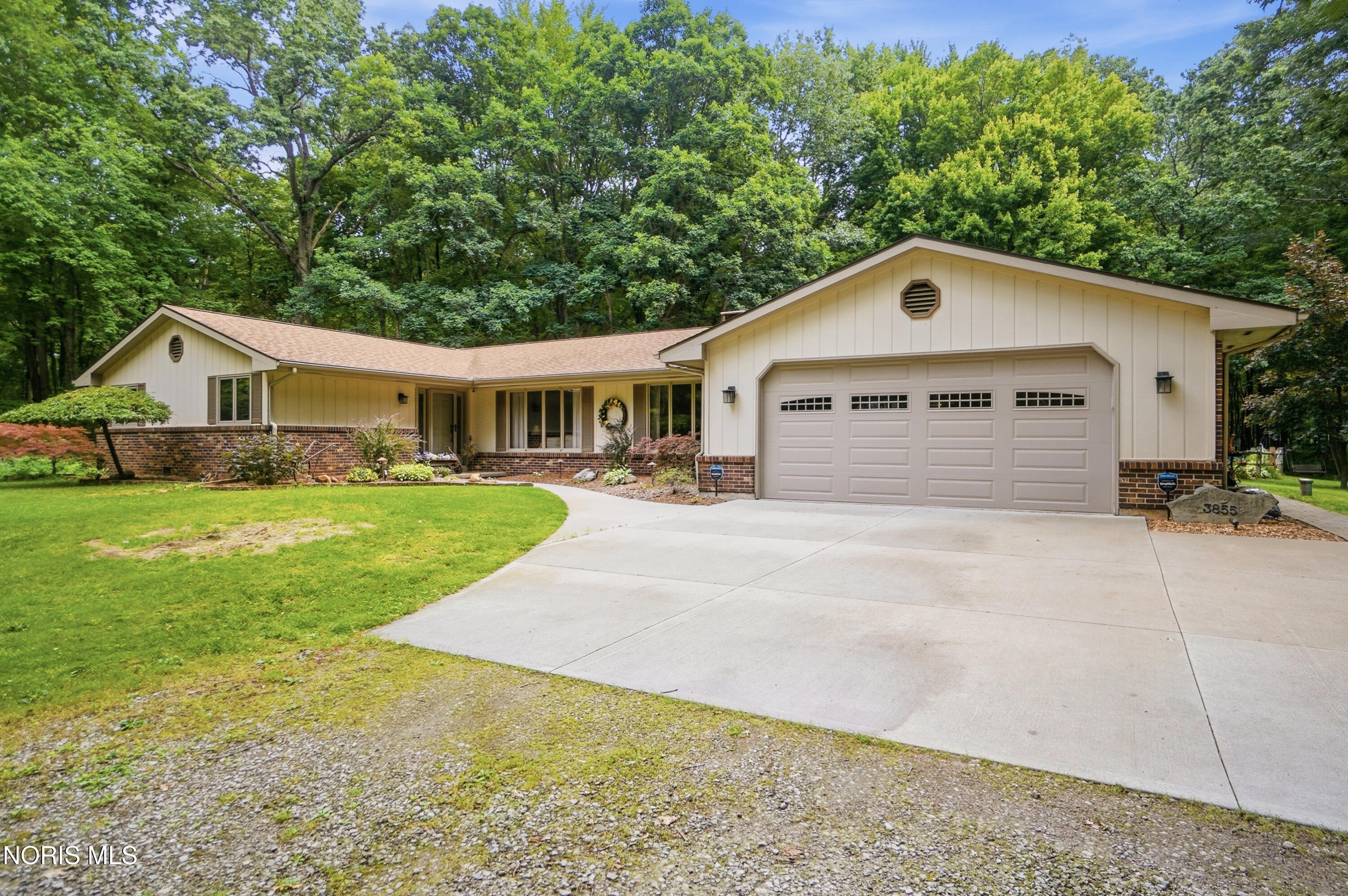 3855 La Plante Road