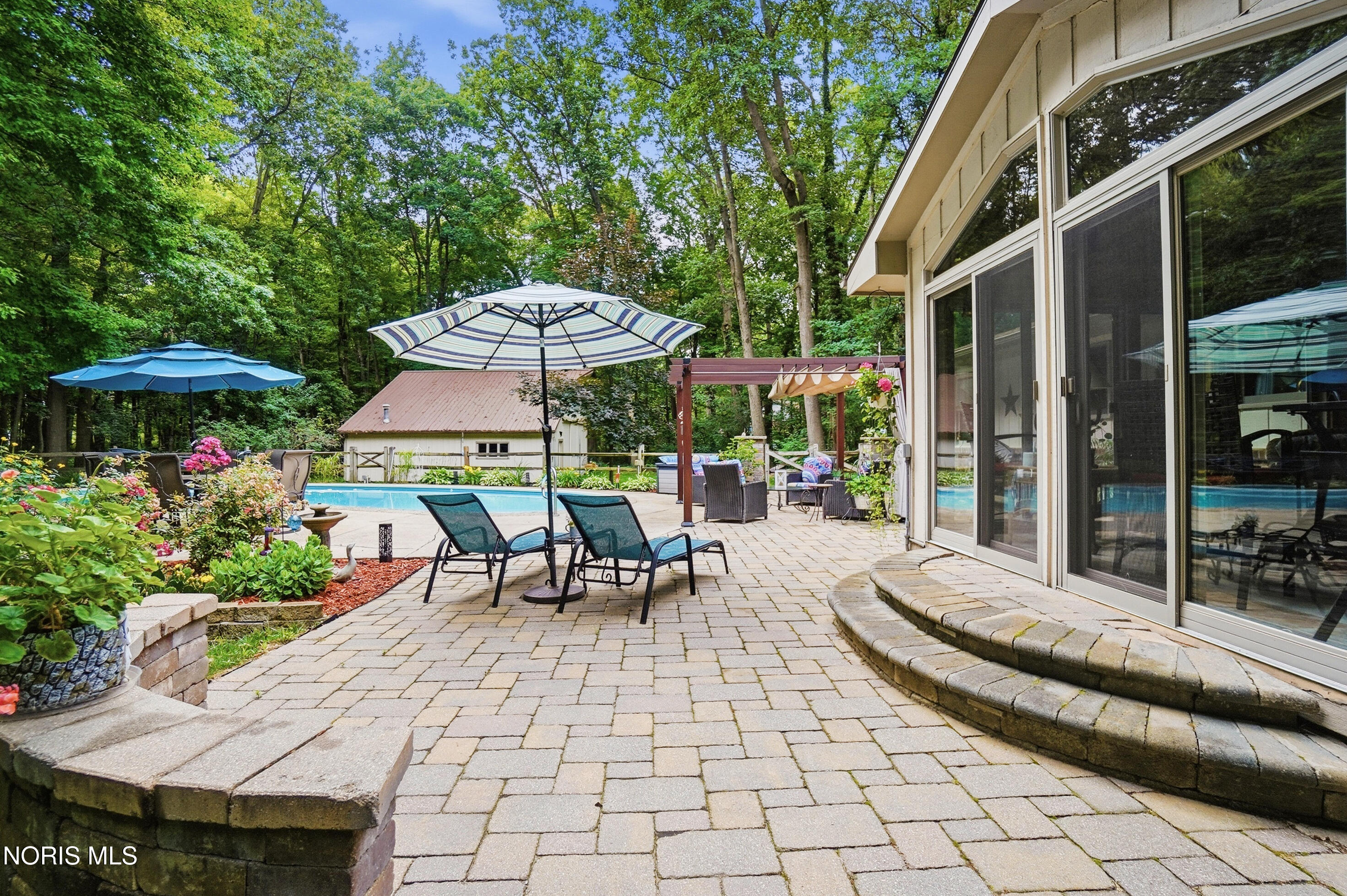 3855 La Plante Road