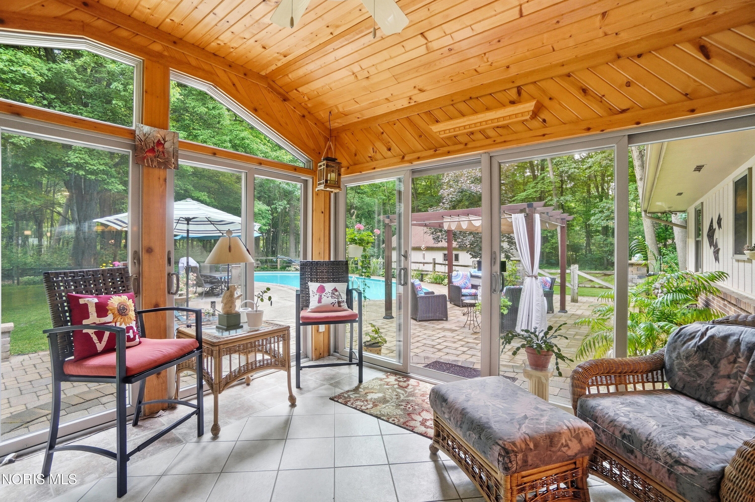 3855 La Plante Road