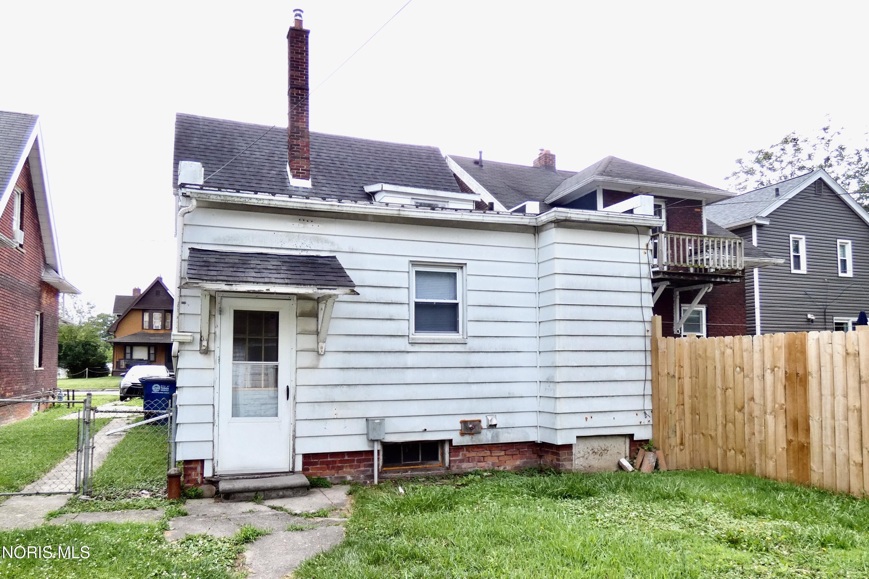 1506 South Avenue