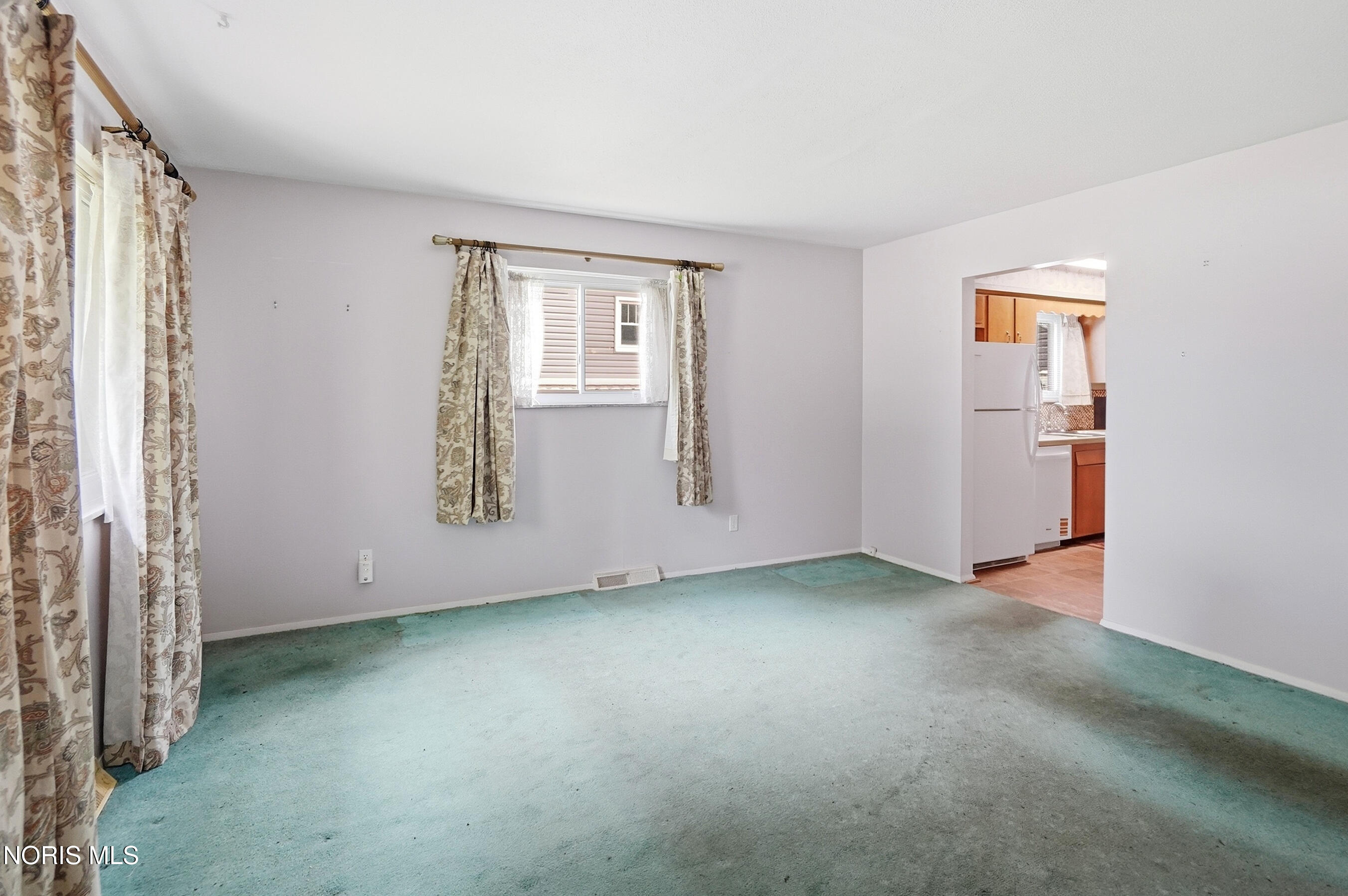 324 Sackett Street
