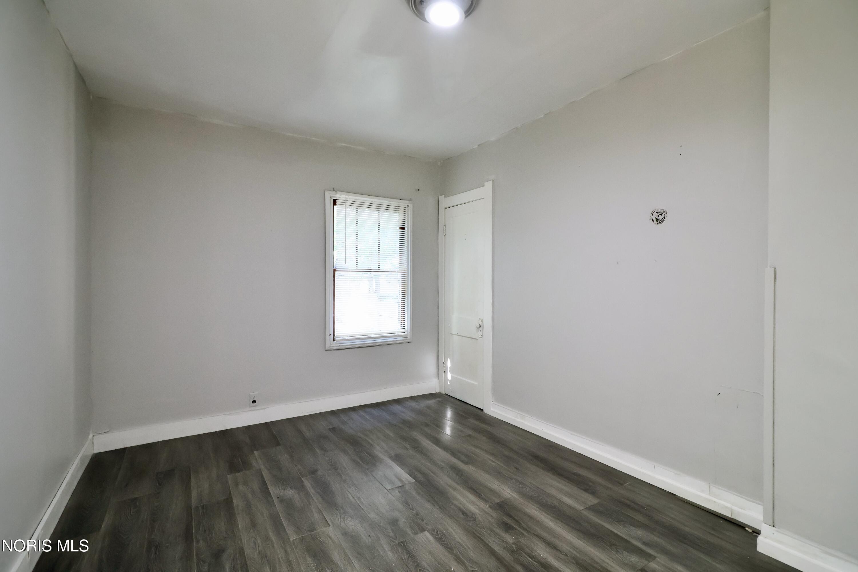 824 Clay Avenue
