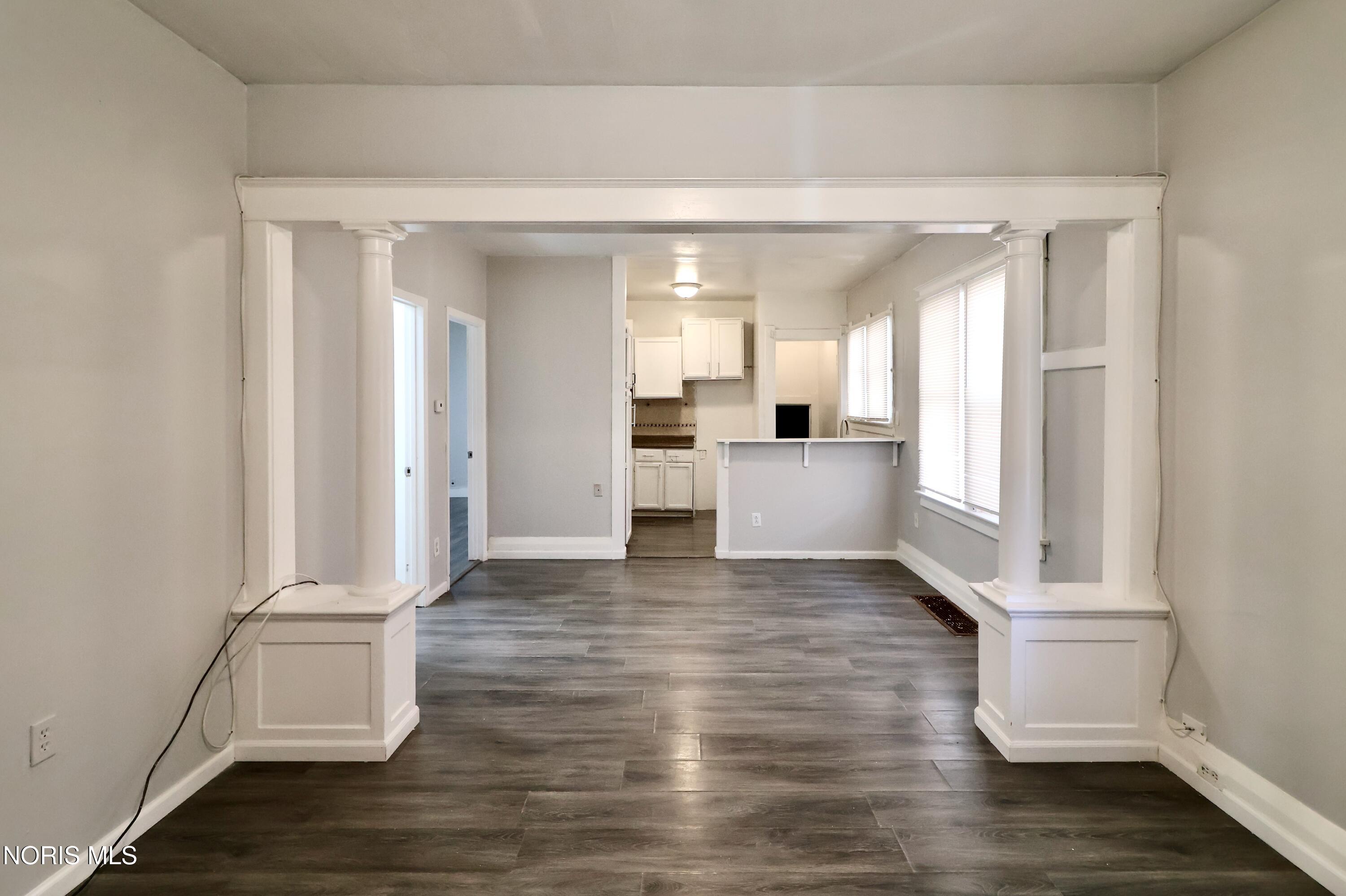 824 Clay Avenue