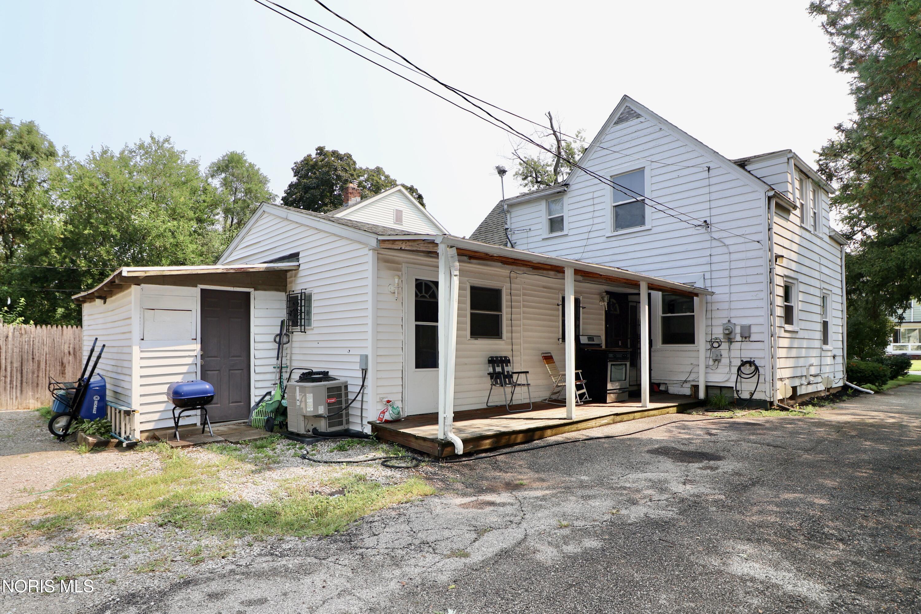 825 Secor Road