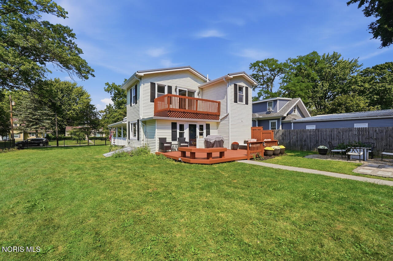 340 E 5th Street