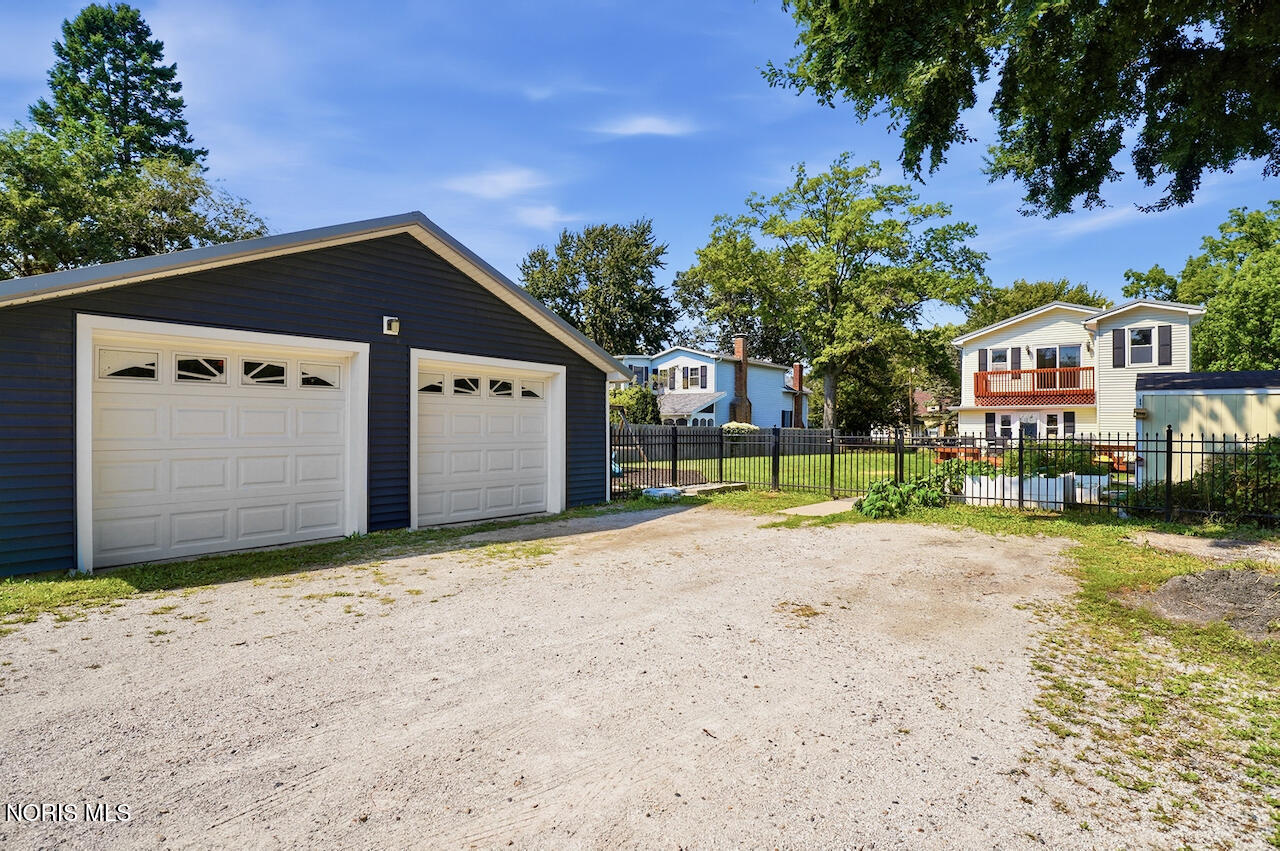 340 E 5th Street