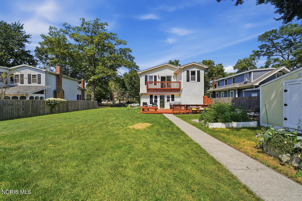 340 E 5th Street