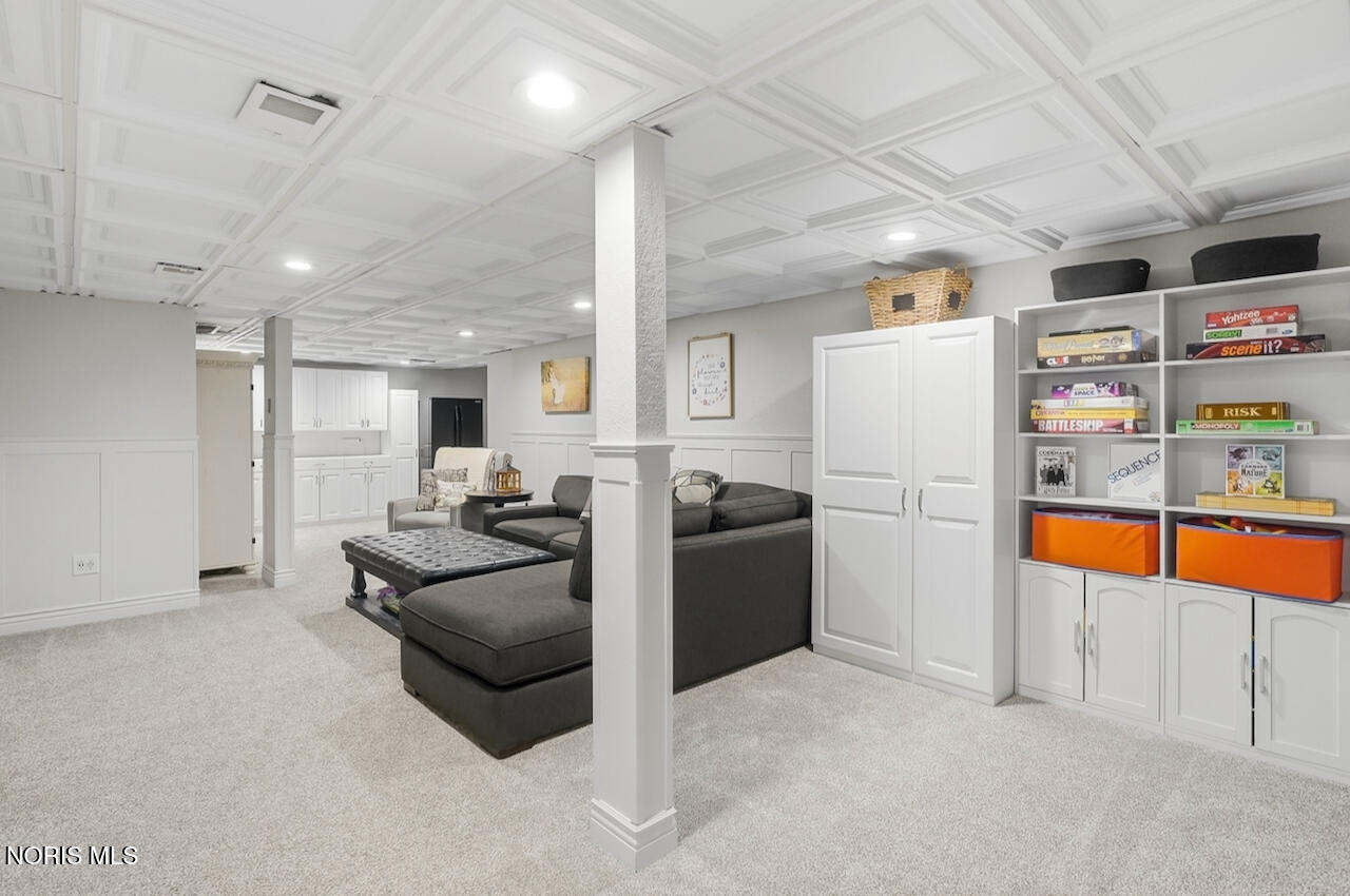 340 E 5th Street