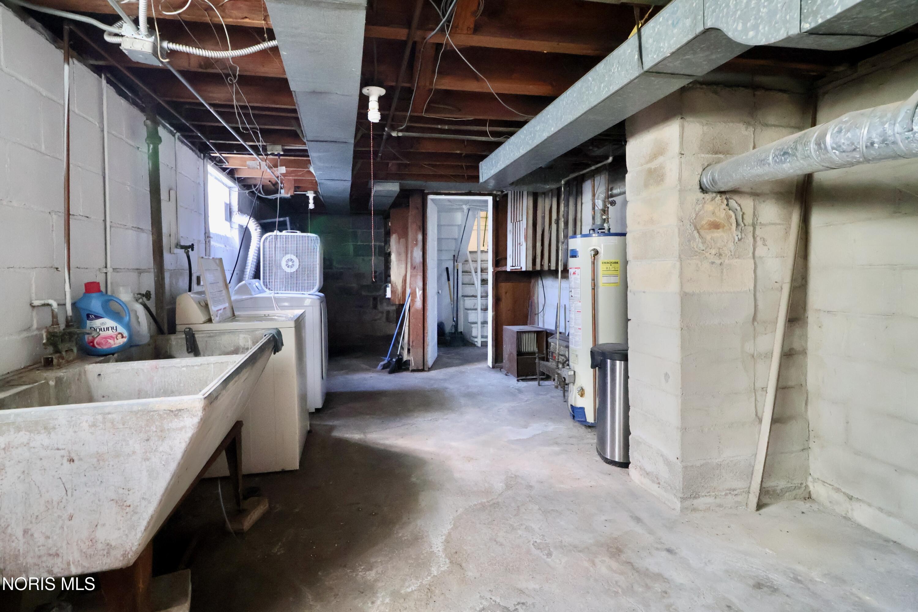 3239 Algonquin Parkway