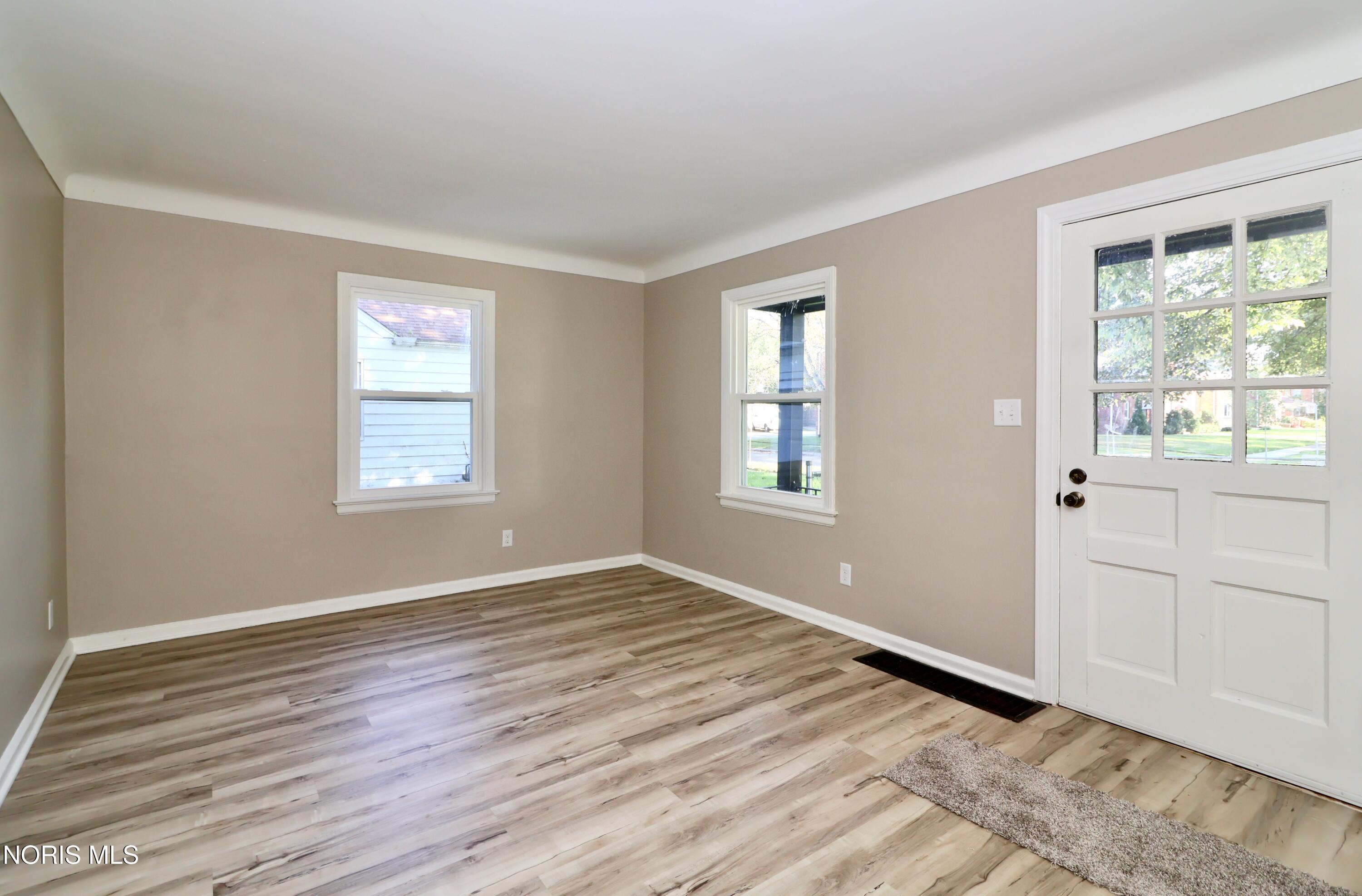 3453 Saint Bernard Drive