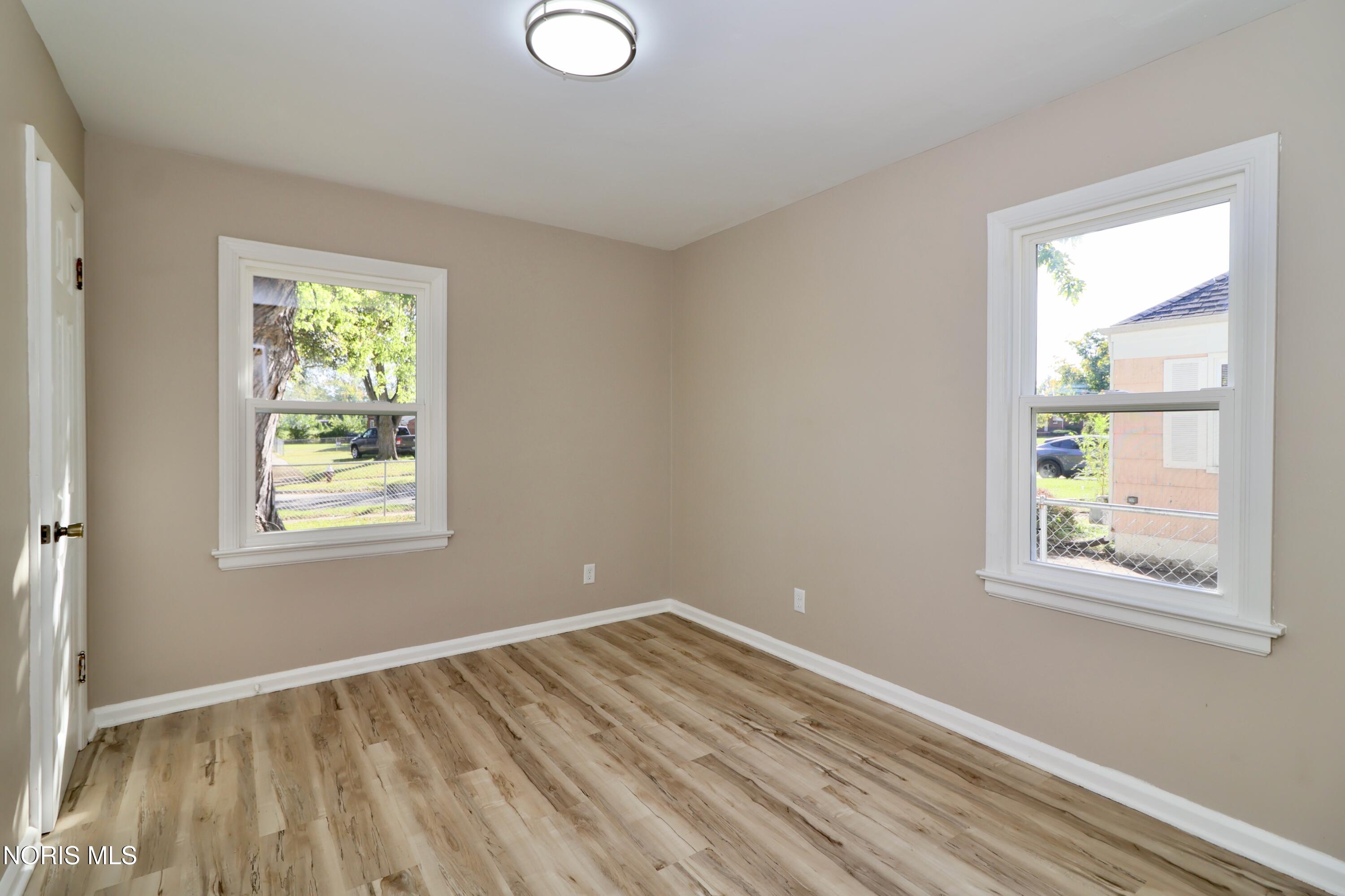 3453 Saint Bernard Drive