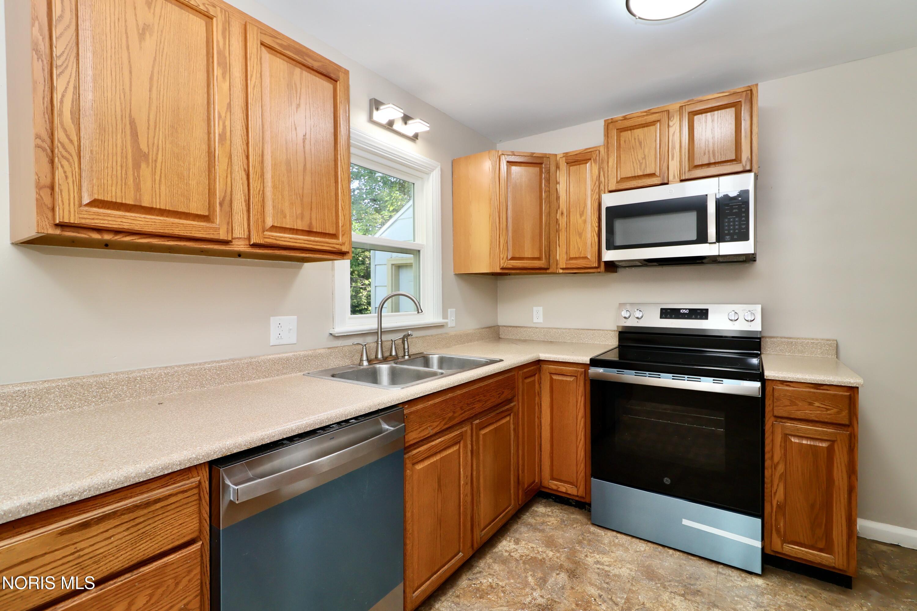 3453 Saint Bernard Drive