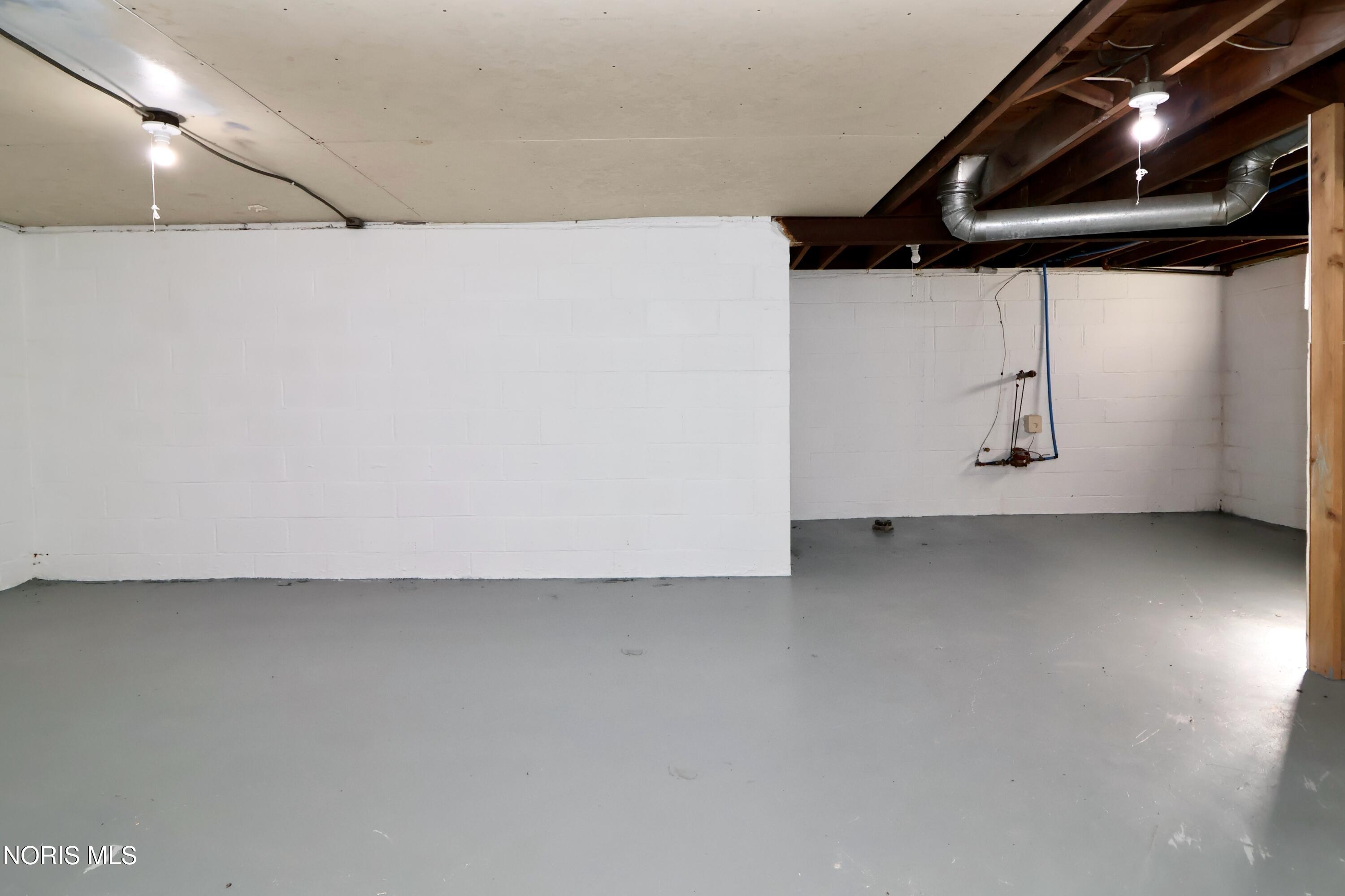 3453 Saint Bernard Drive