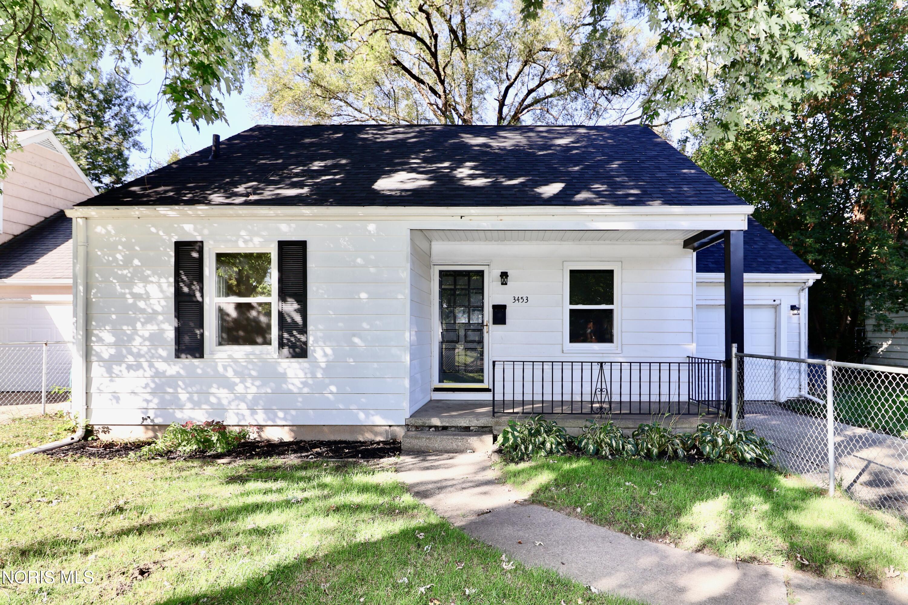 3453 Saint Bernard Drive