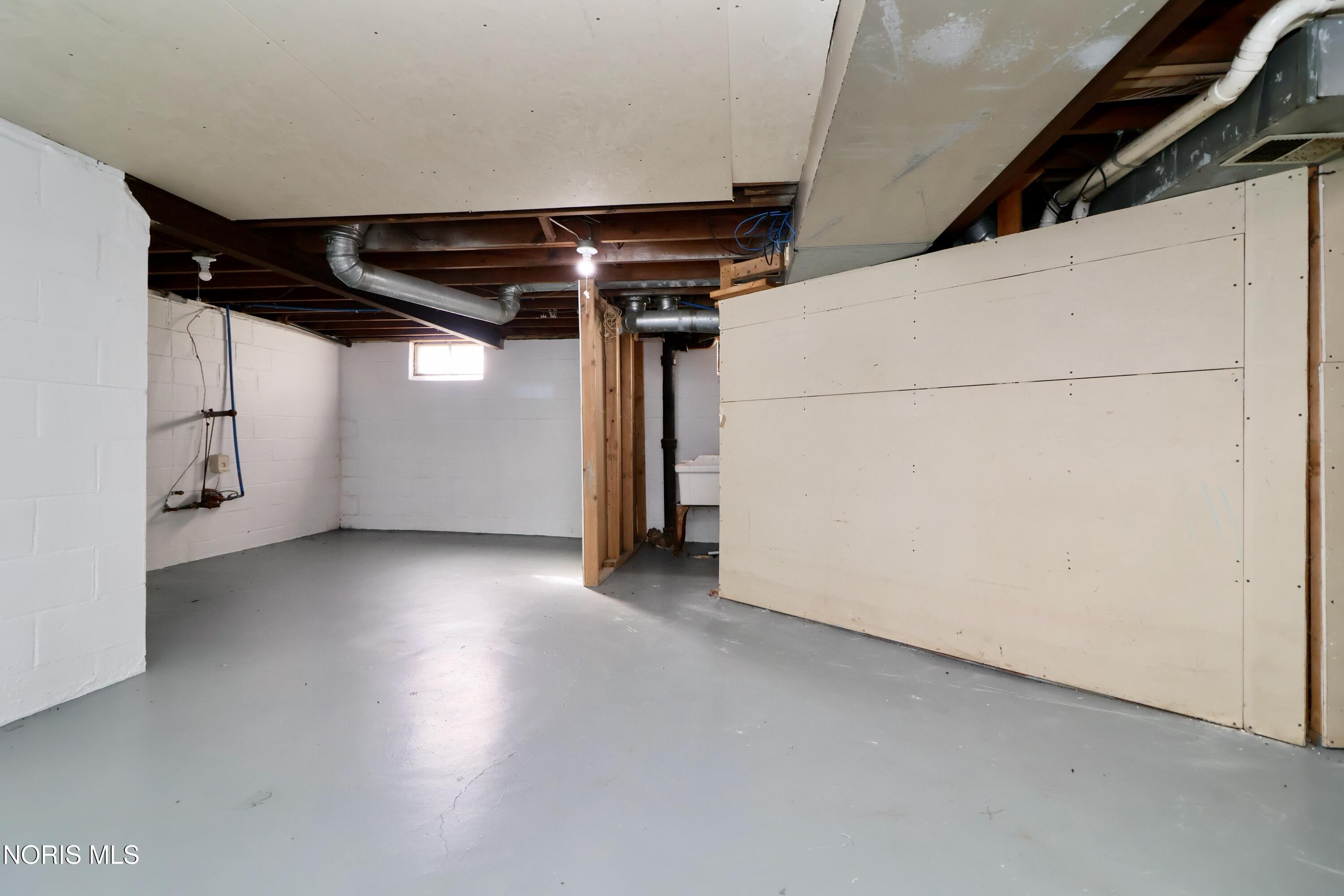 3453 Saint Bernard Drive