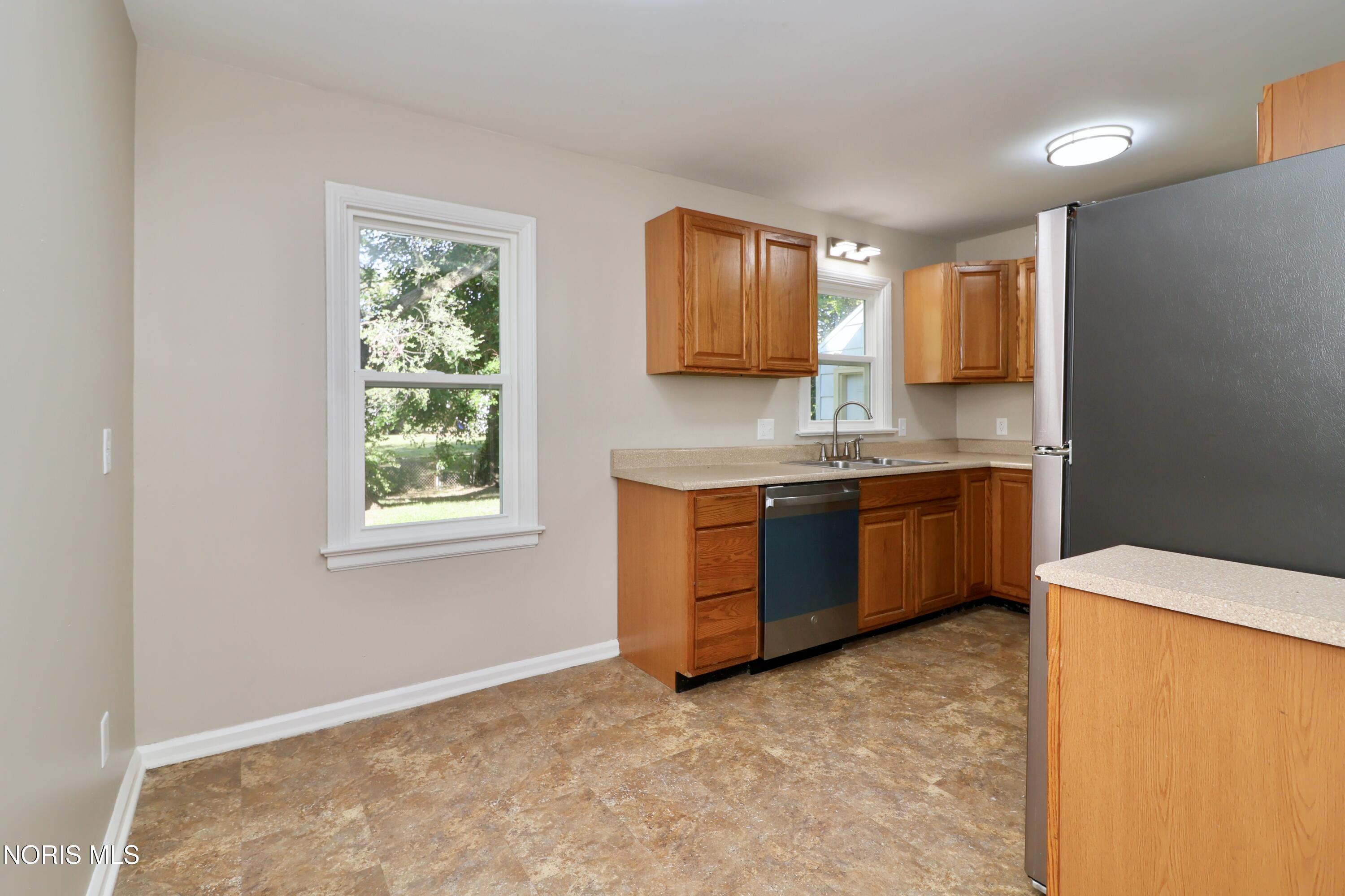 3453 Saint Bernard Drive