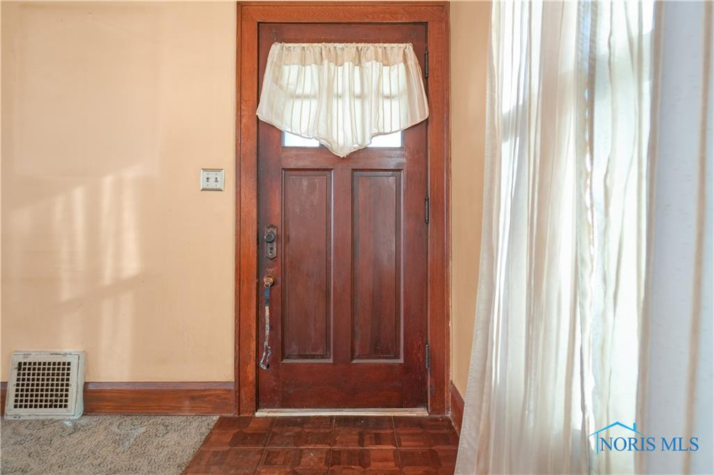 1824 Brussels Street